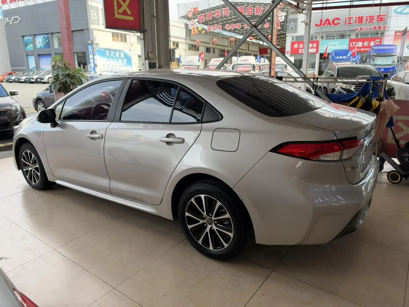 Toyota Levin 2024 185T Luxury