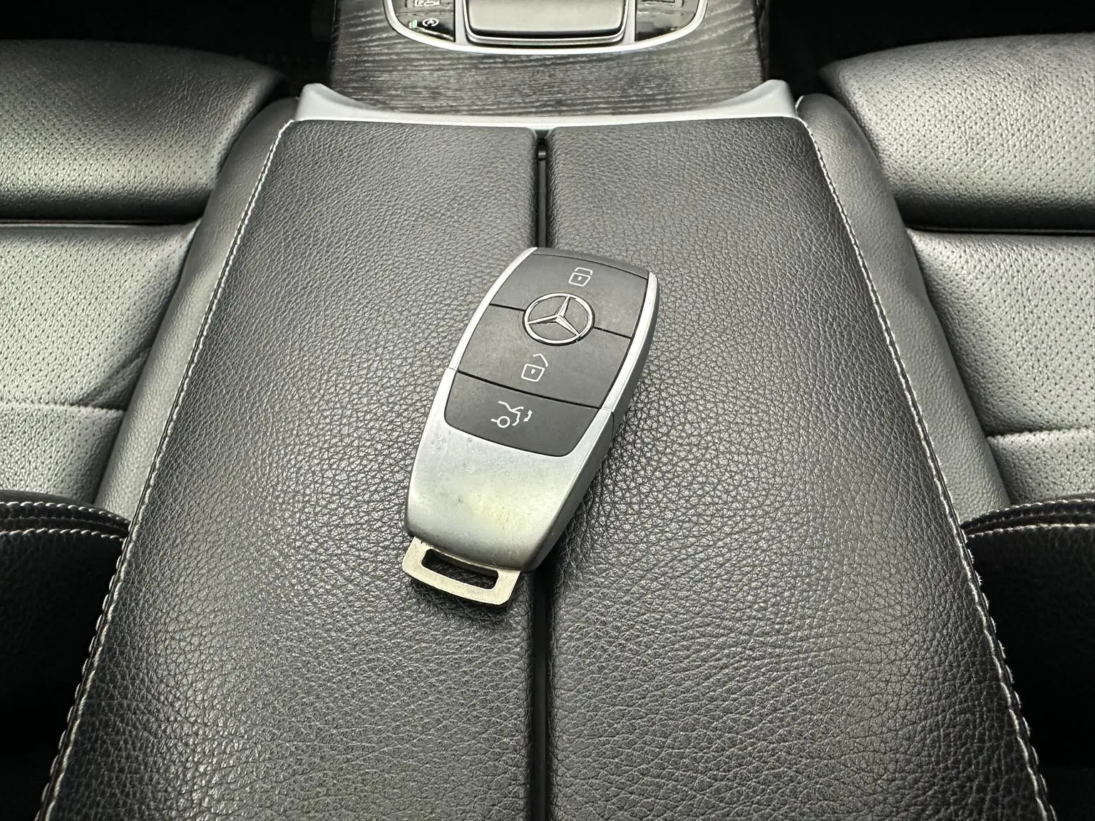 Mercedes-Benz C Class 2019 C 180 L Fashion Sport
