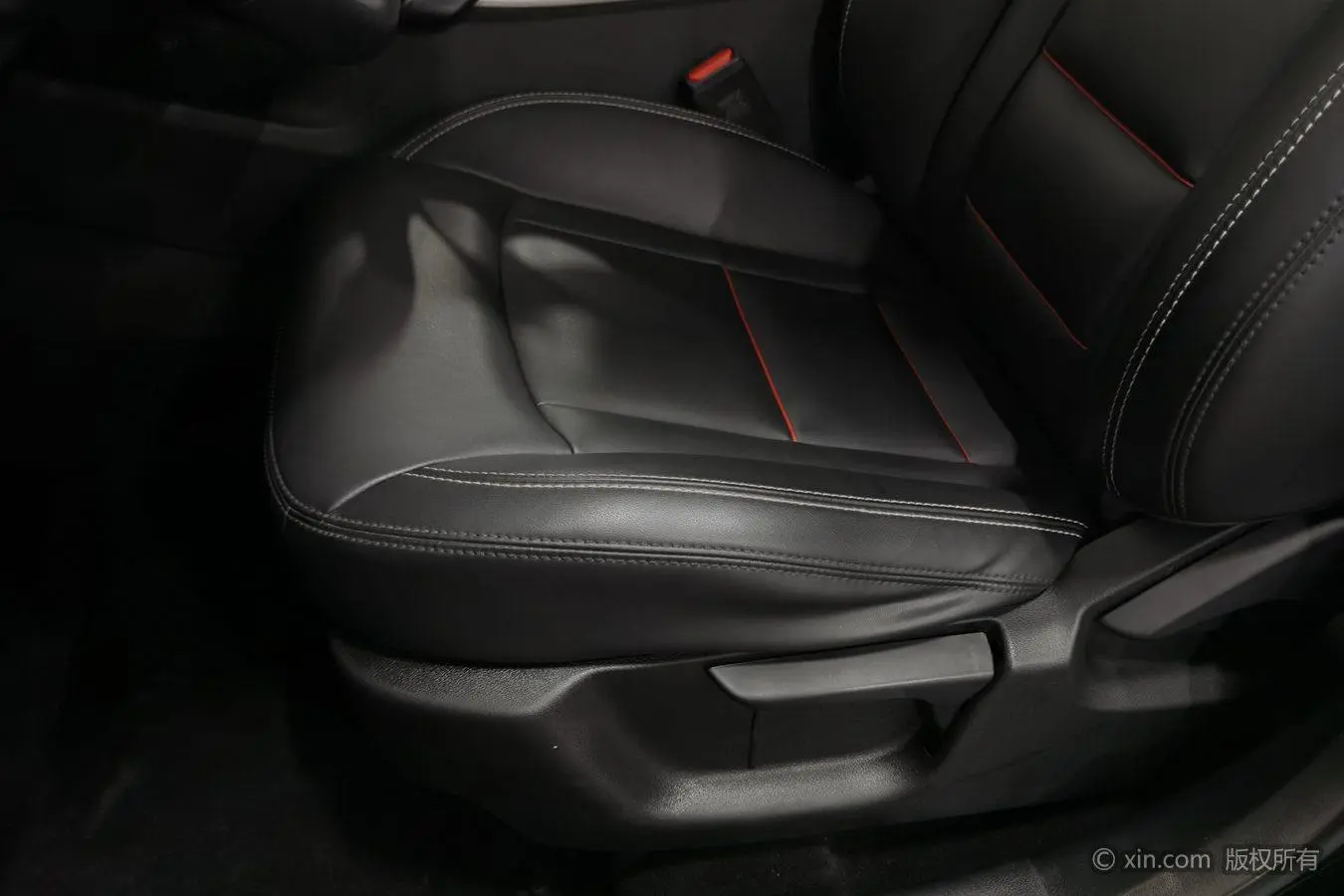 Geely Boyue 2018 2.0L Manual 2WD Smart Elegant