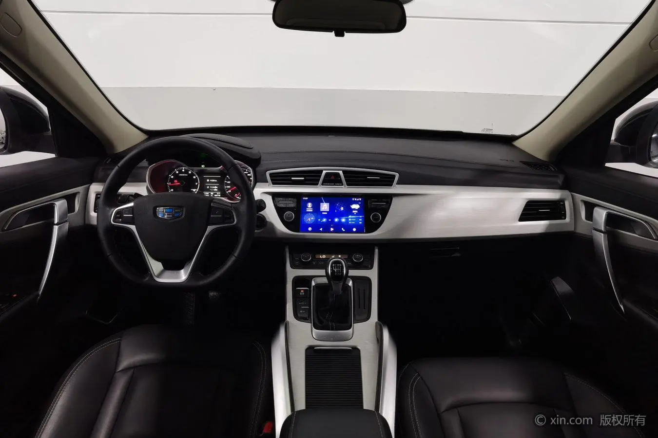 Geely Boyue 2018 2.0L Manual 2WD Smart Elegant