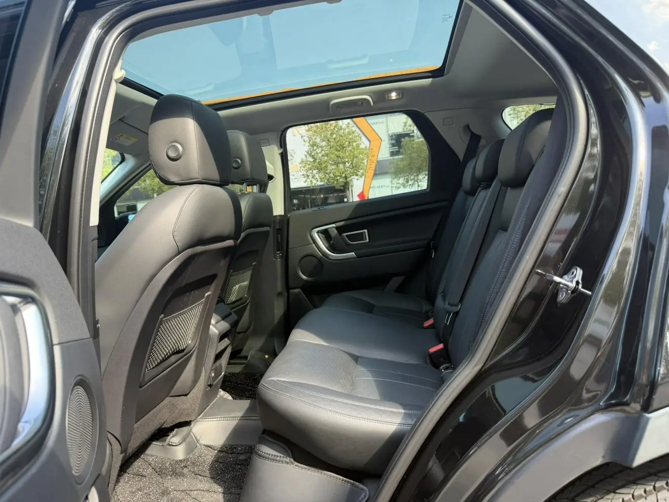 Land Rover Discovery Sport 2018 240PS SE