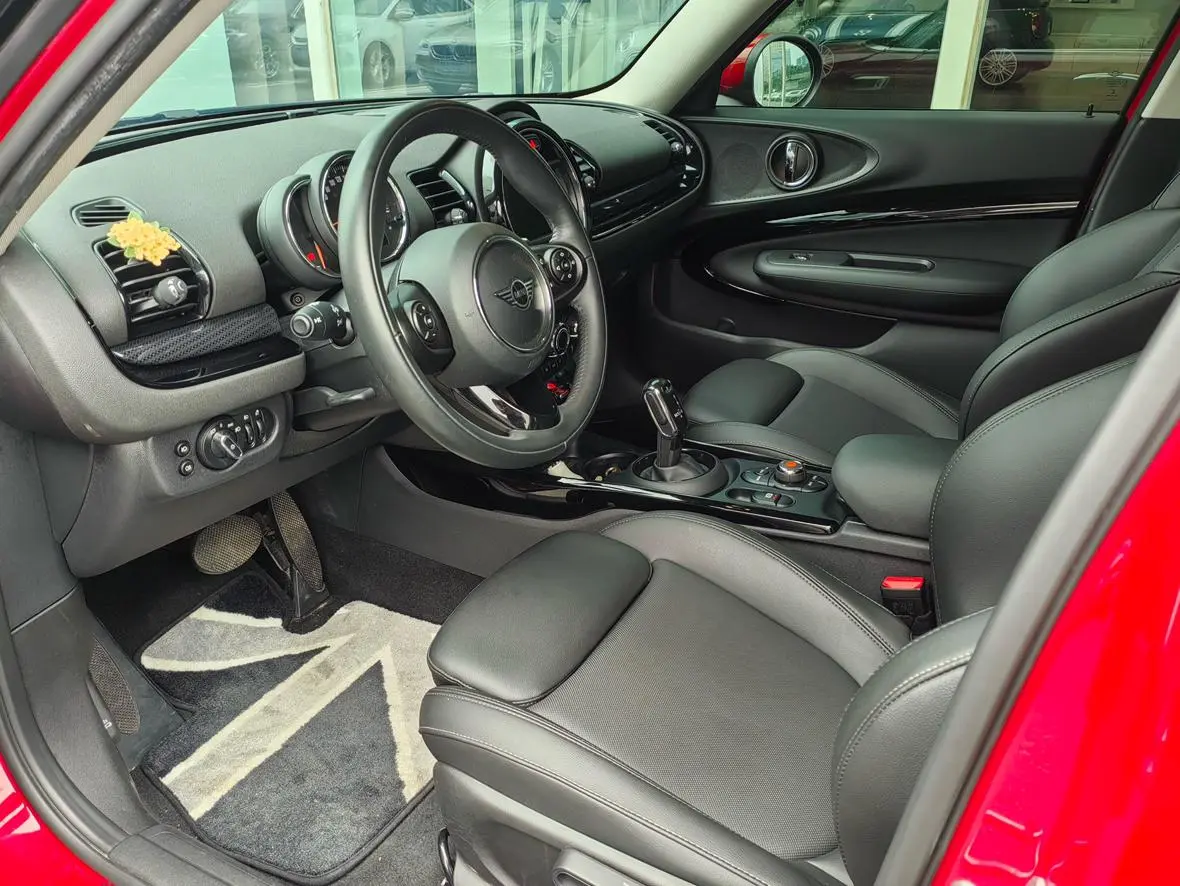 MINI CLUBMAN 2019 1.5T ONE