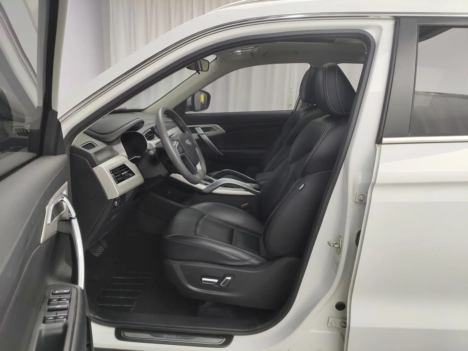 Geely Boyue 2018 1.8TD Auto 2WD Smart Connected 4G Connected