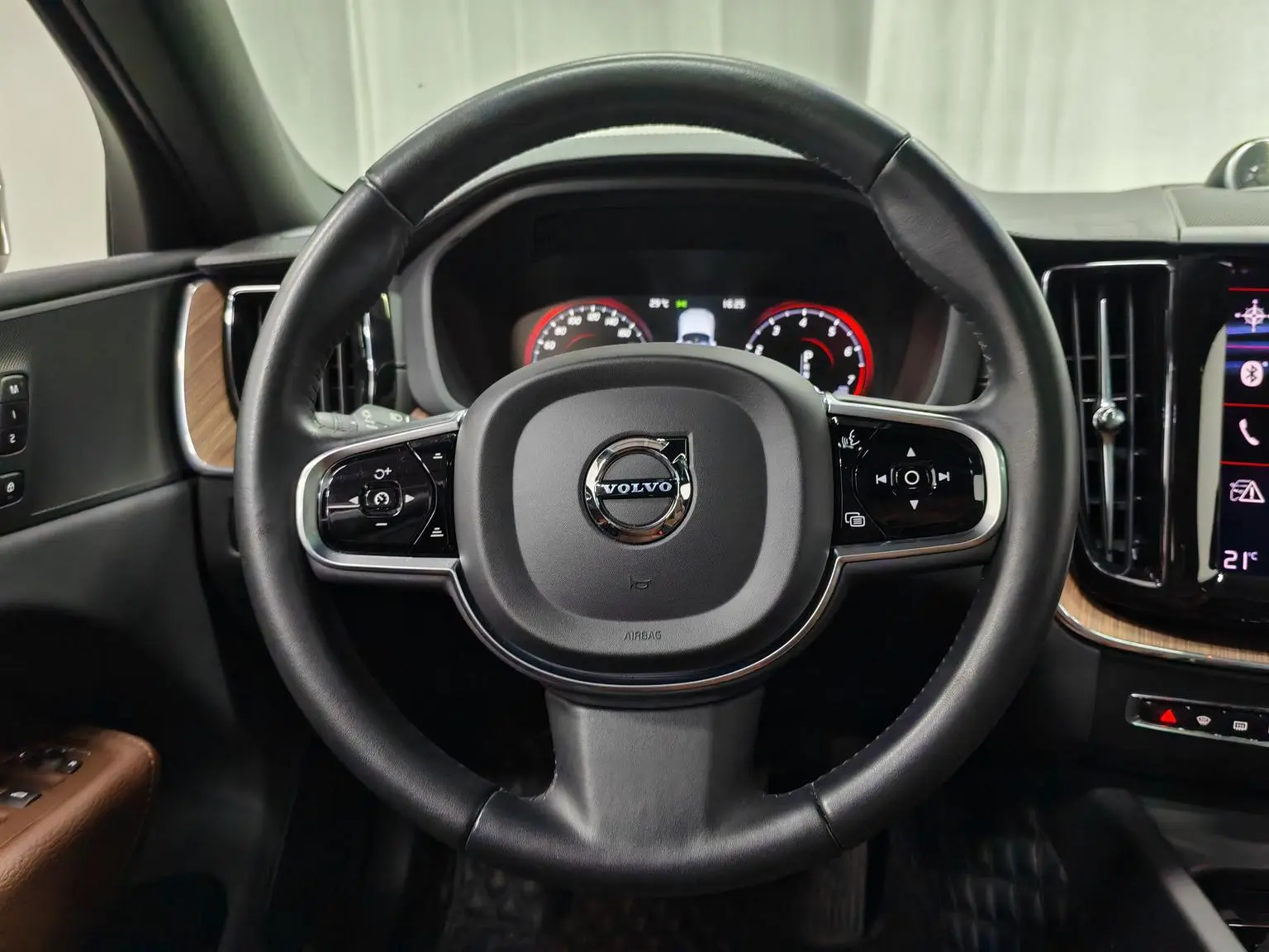 Volvo XC60 2021 T5 4WD Vision Luxury
