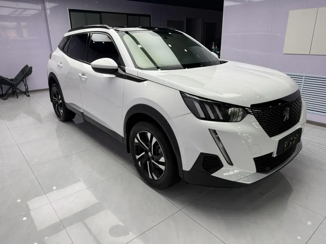 Peugeot 2008 2020 230THP Fashion
