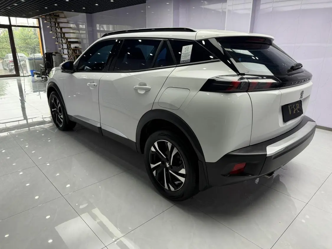 Peugeot 2008 2020 230THP Fashion