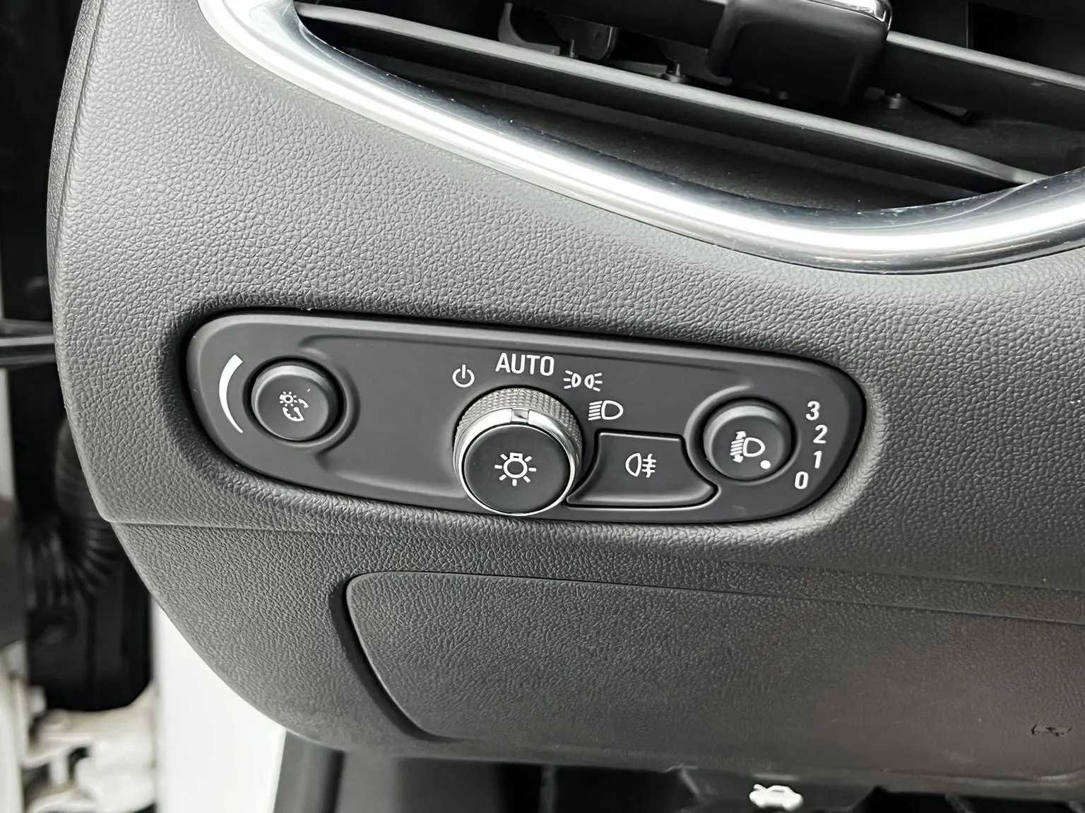 Chevrolet Malibu XL 2018 530T Auto Sharp