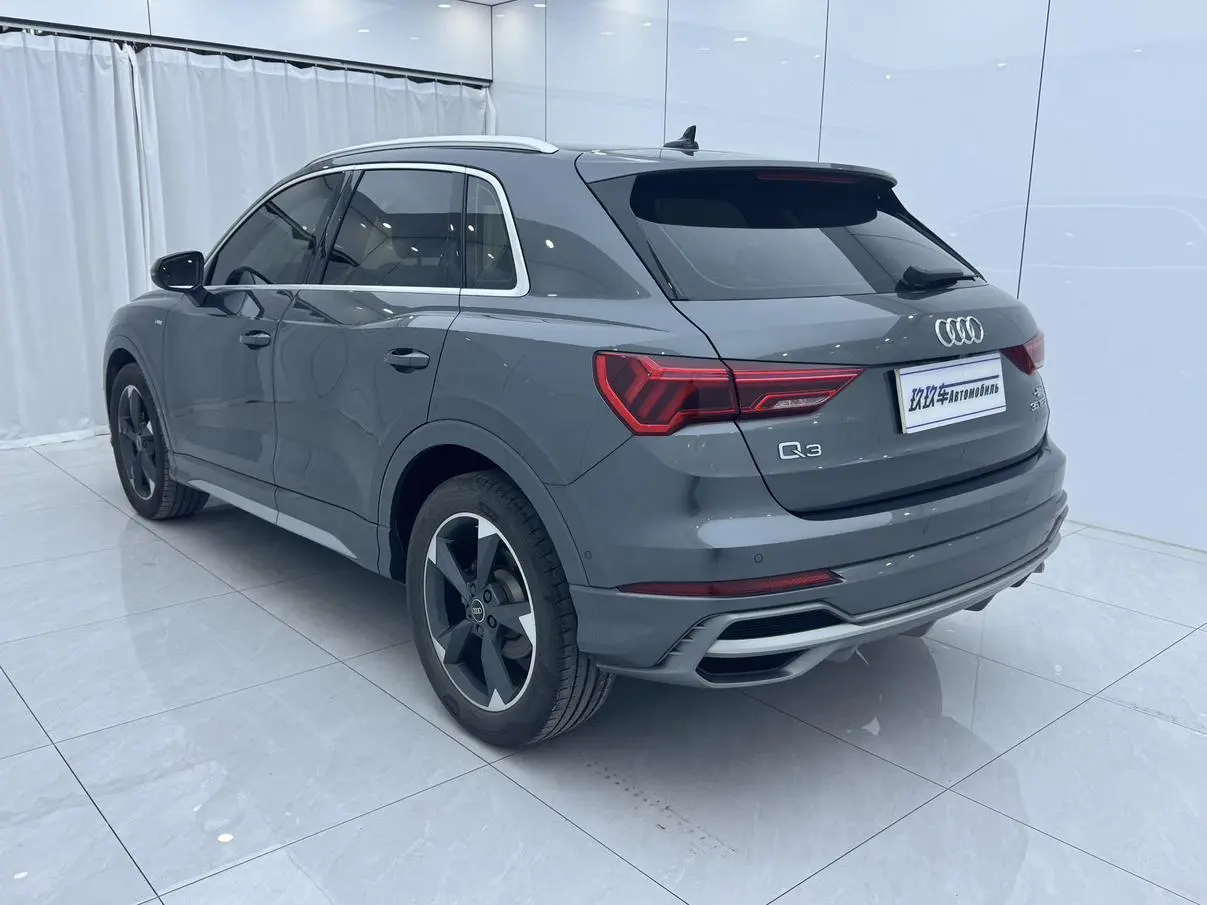 Audi Q3 2022 35 TFSI