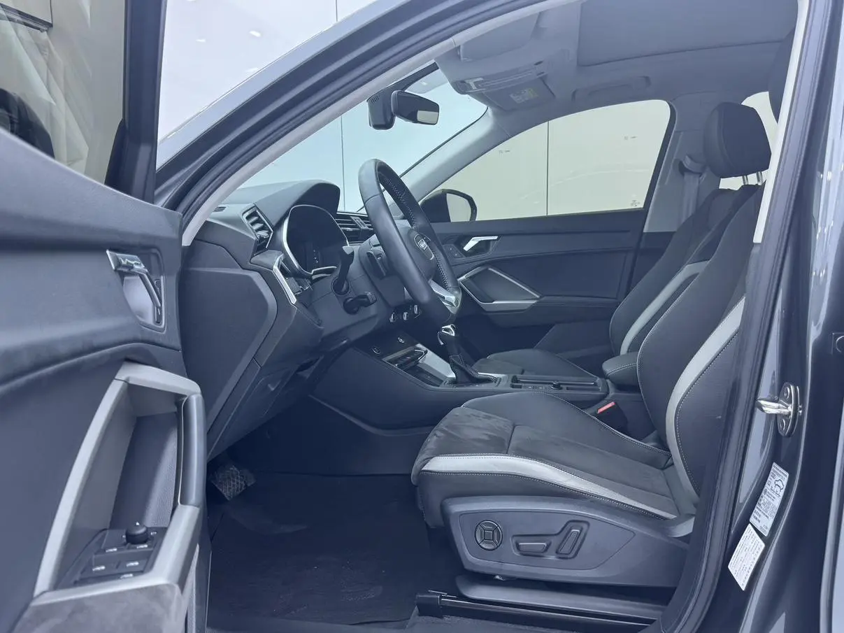 Audi Q3 2022 35 TFSI
