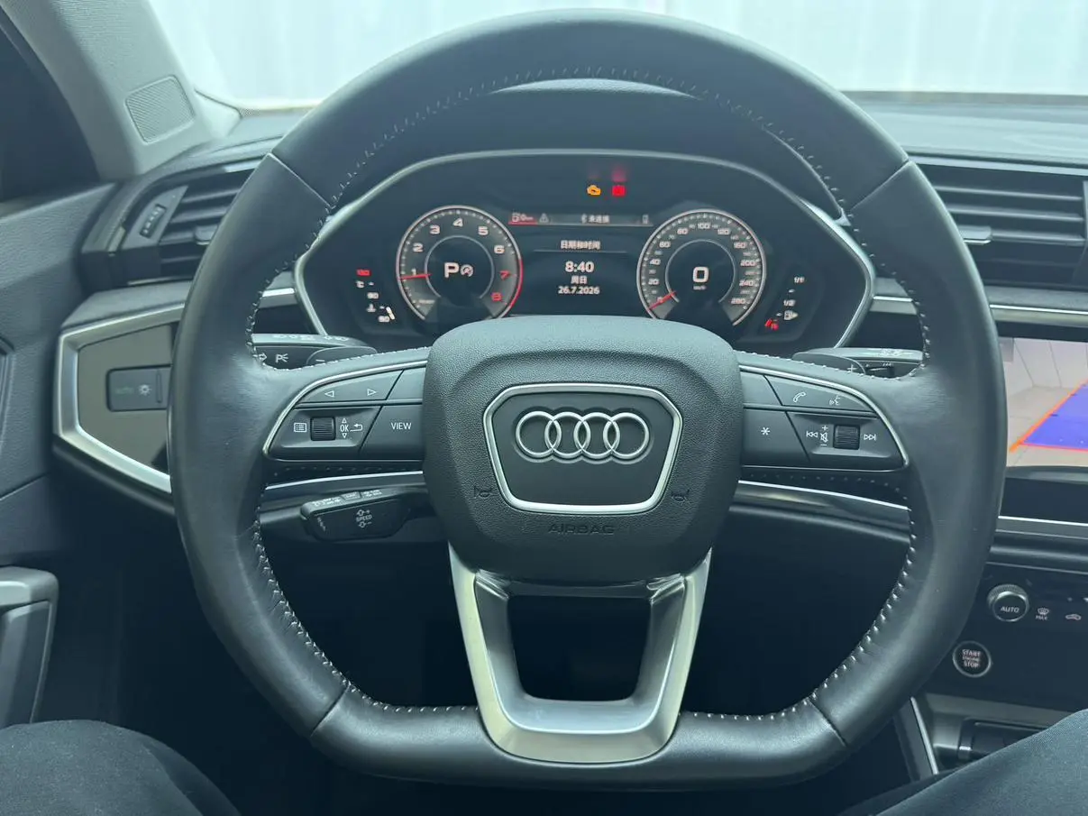 Audi Q3 2022 35 TFSI