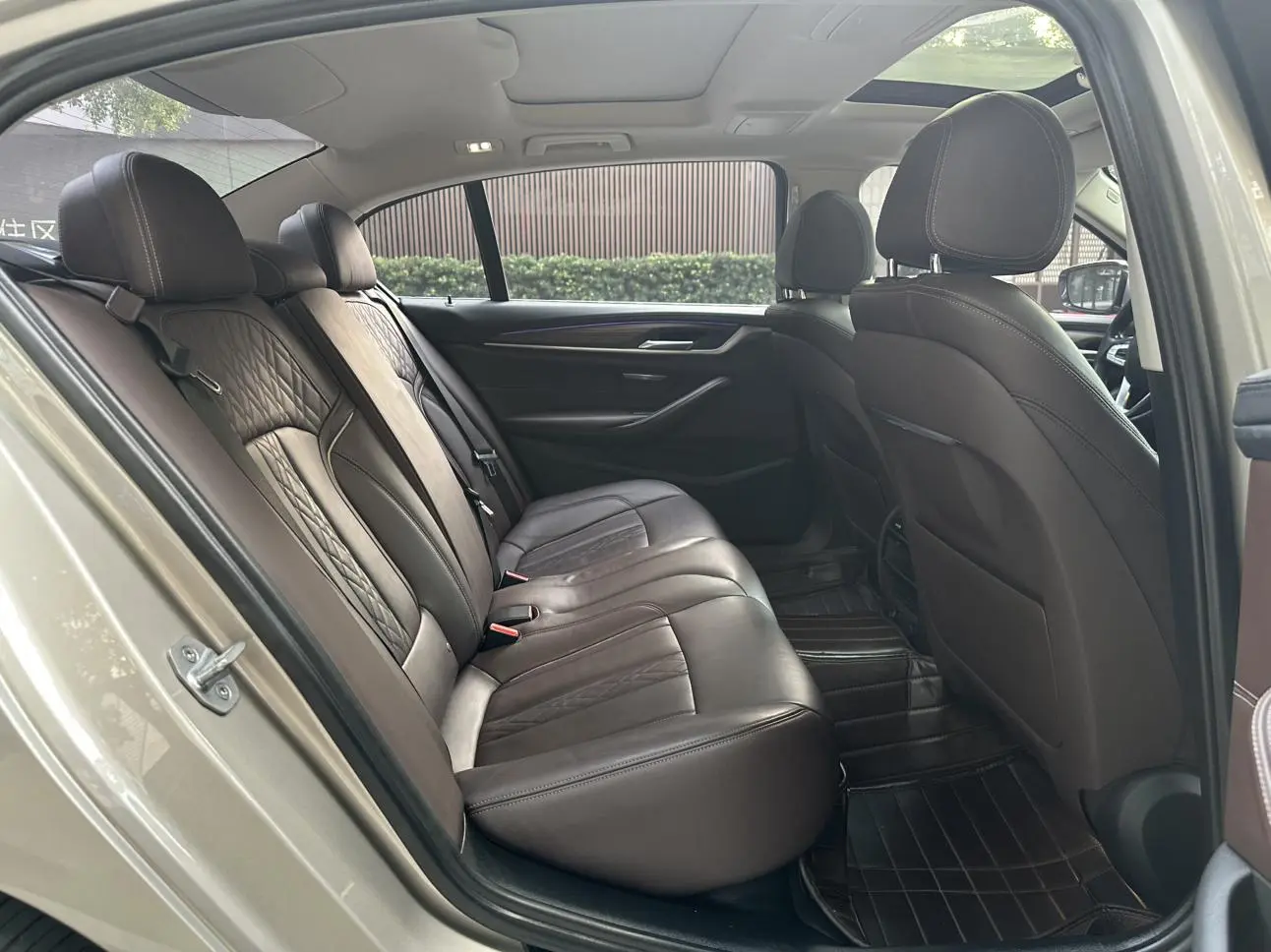BMW 5 Series 2019 530Li Leading Luxury Package