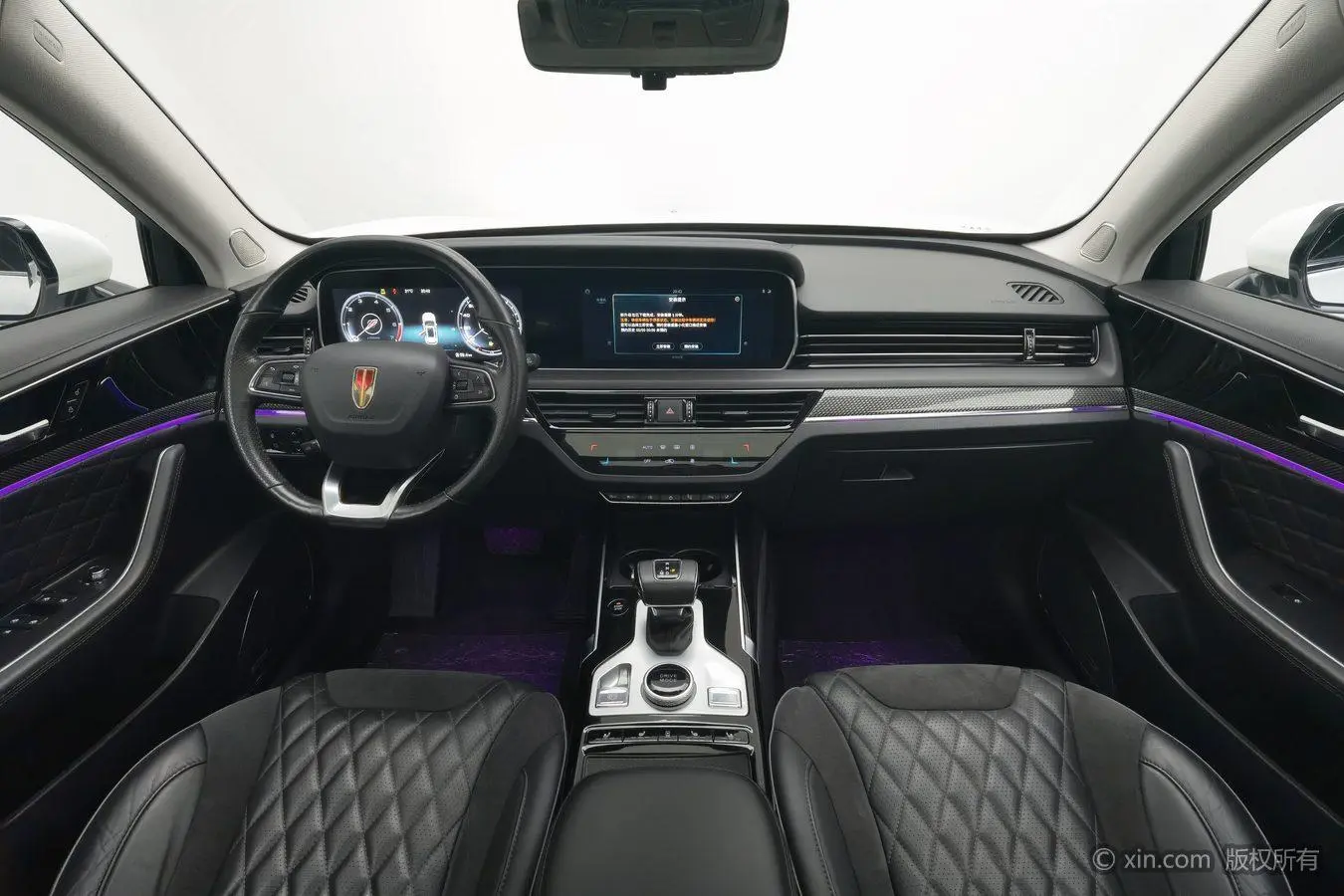 Hongqi HS5 2019 2.0T Smart Connected 4WD
