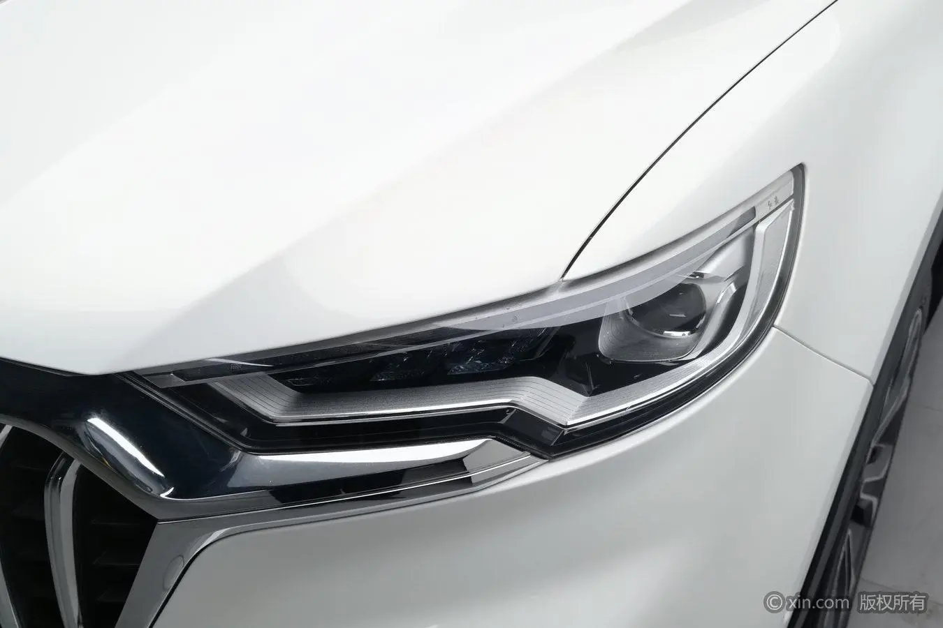 Hongqi HS5 2019 2.0T Smart Connected 4WD