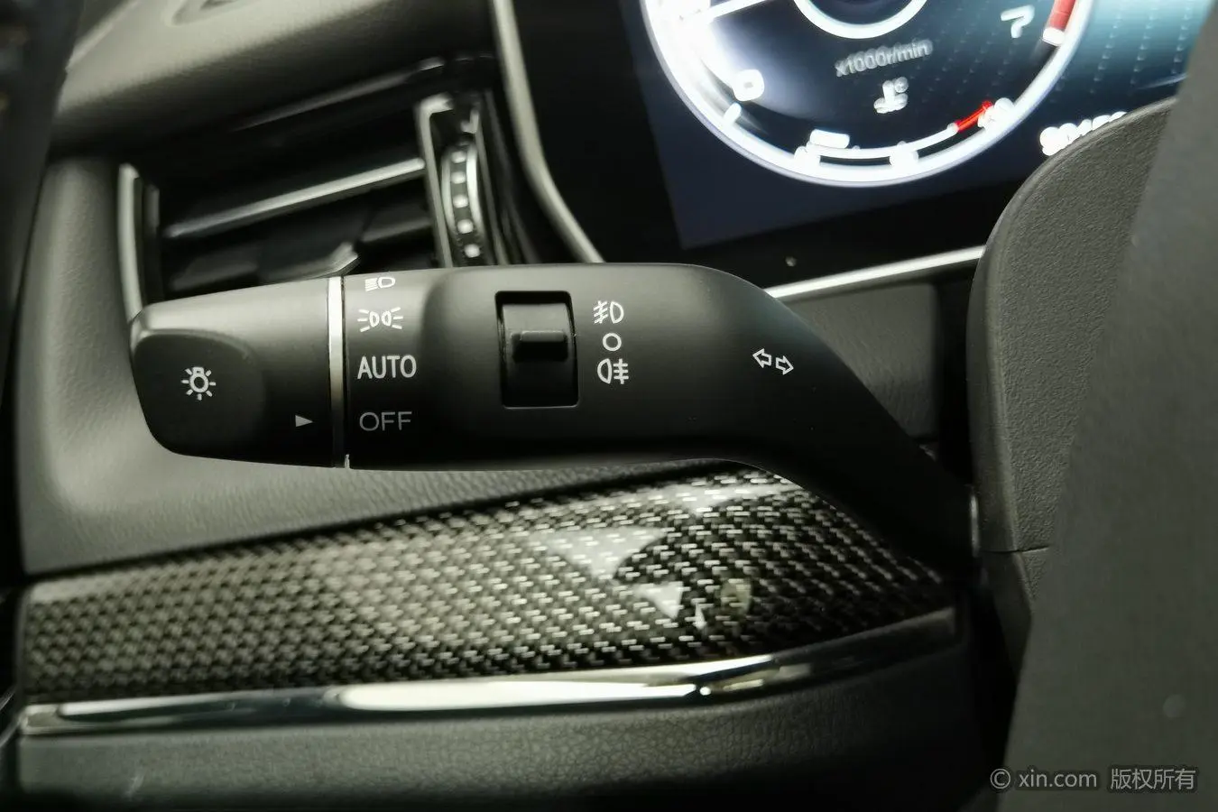Hongqi HS5 2019 2.0T Smart Connected 4WD