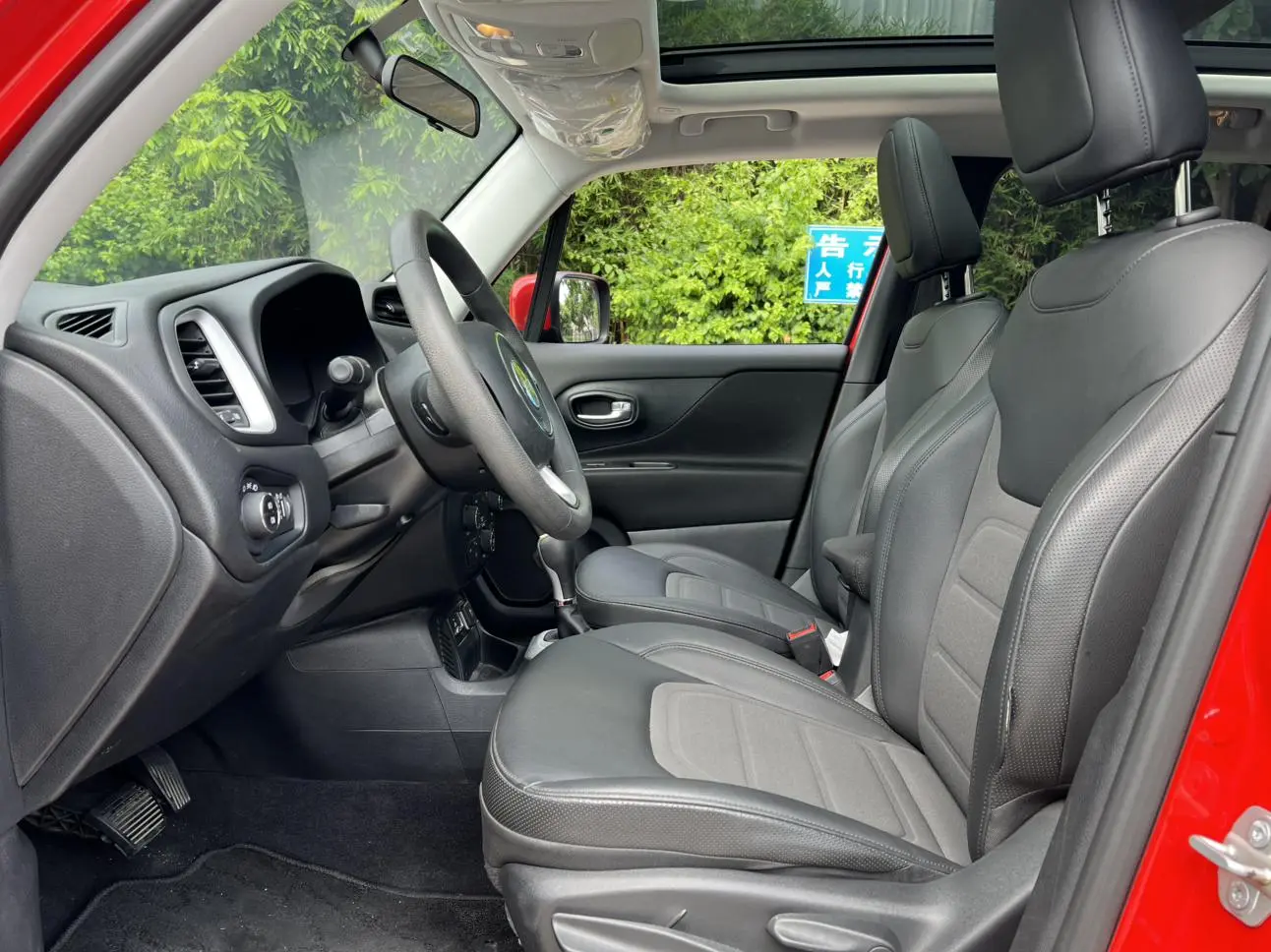Jeep Renegade 2019 220T Auto Leading