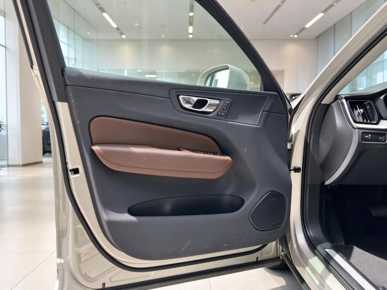 Volvo XC60 2020 T5 4WD Vision Luxury
