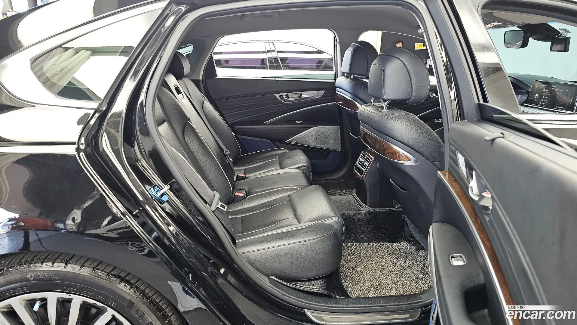Kia K9 3.3 T-GDI AWD