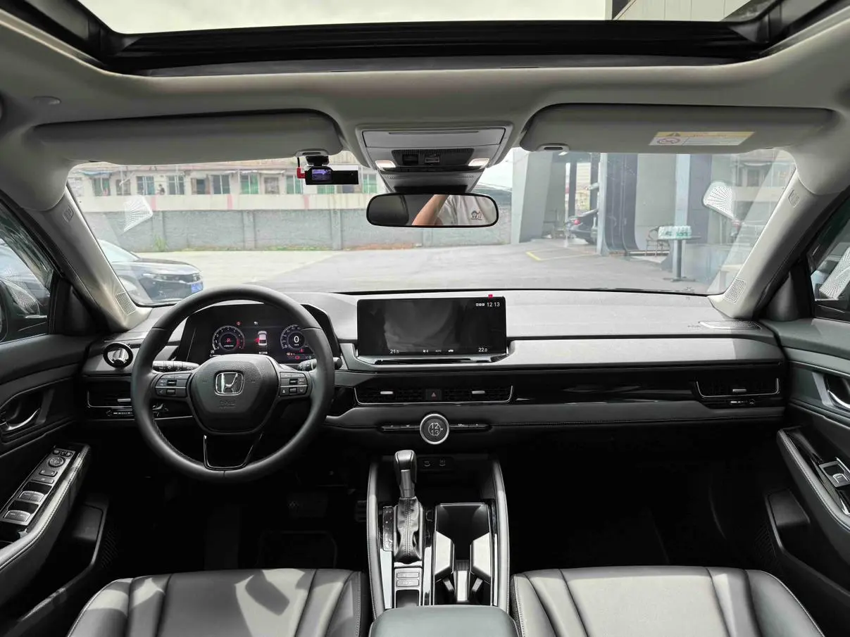 Honda Inspire 2025 260TURBO Elite