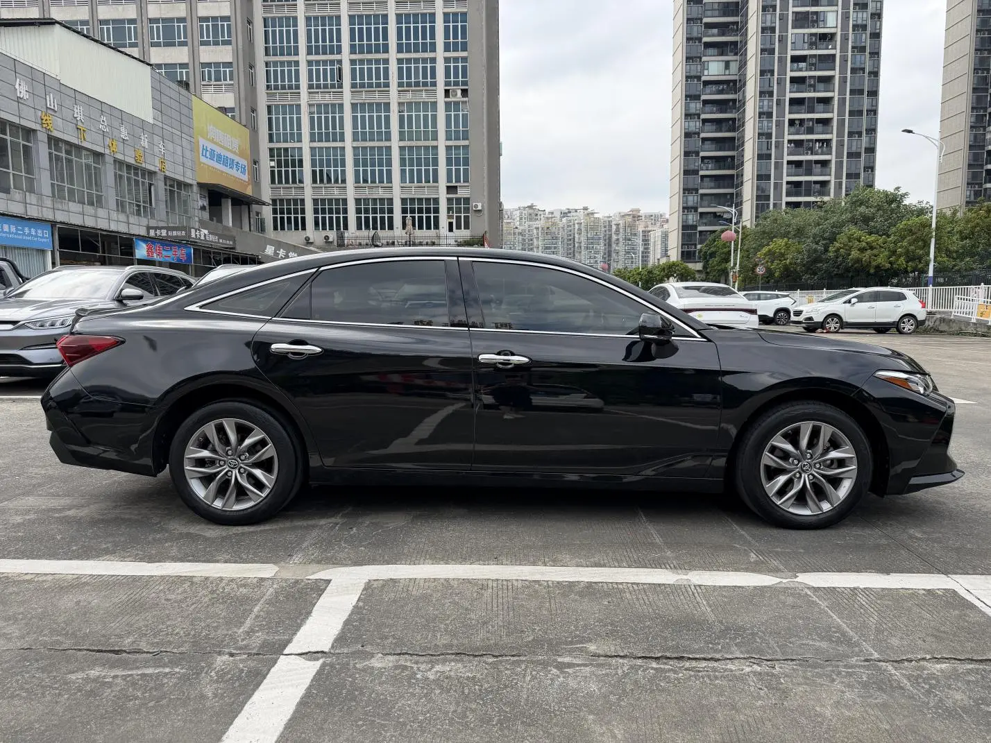 Toyota Avalon 2021 2.5L Luxury