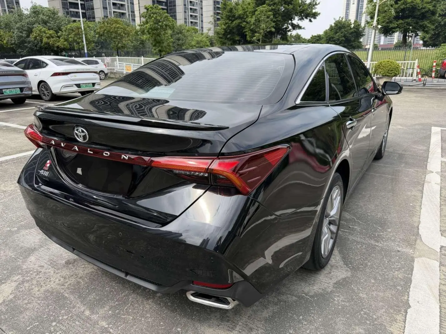 Toyota Avalon 2021 2.5L Luxury