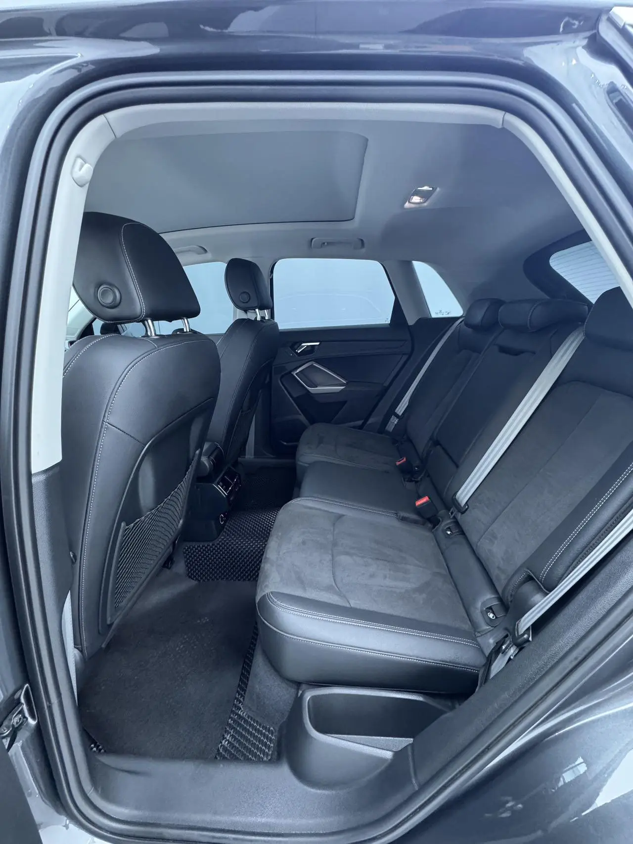 Audi Q3 2022 35 TFSI Dynamic Fashion