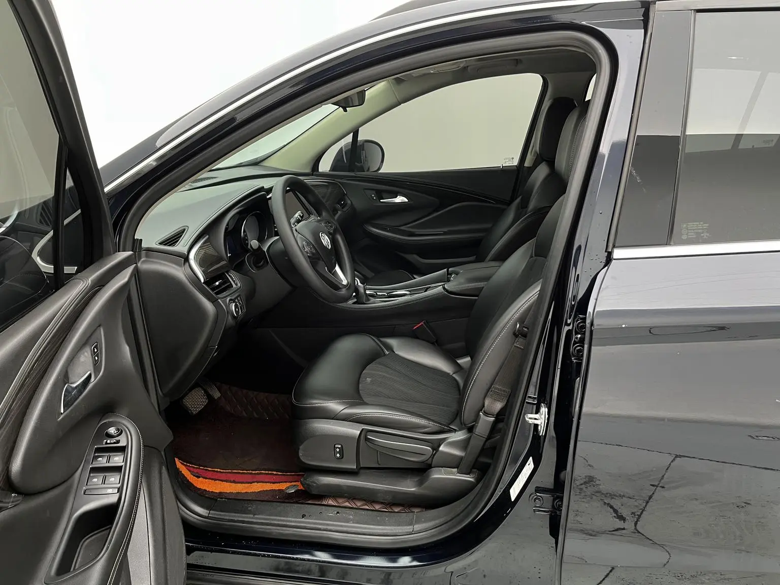 Buick Envision 2021 532T 2WD Leading