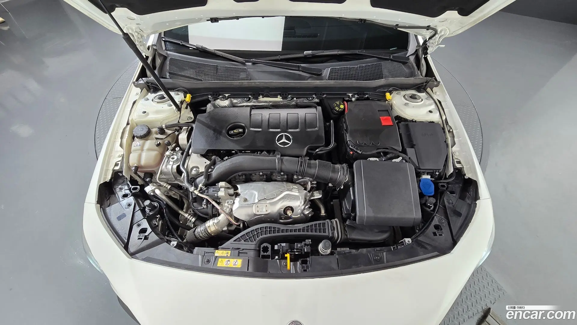 Mercedes-Benz CLA-Class CLA250 4MATIC 2023