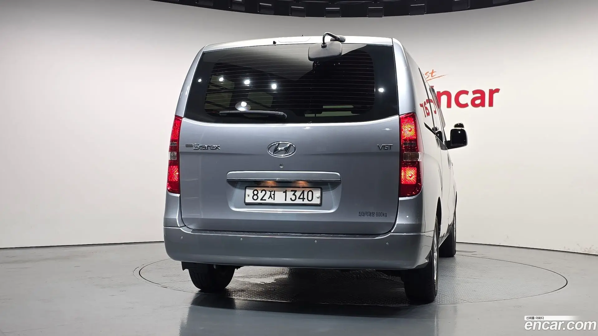 Hyundai Starex Van 3-Seater