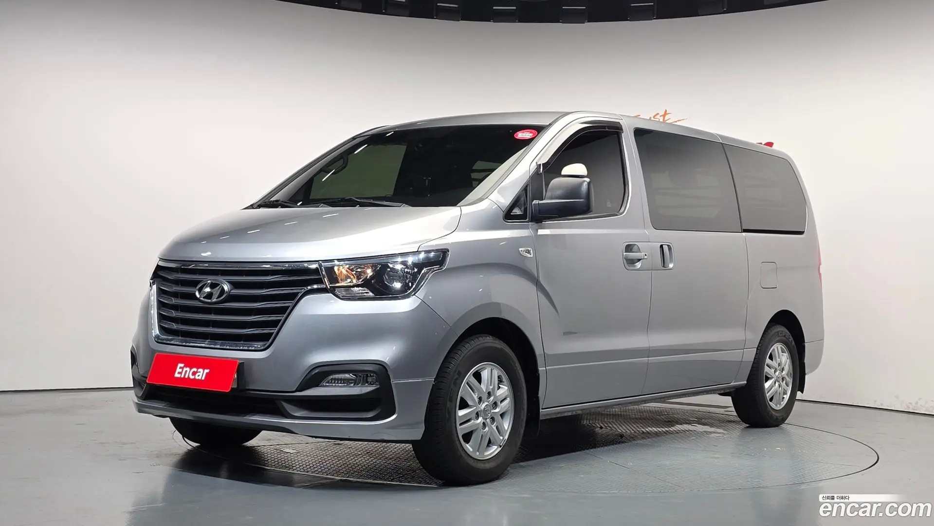 Hyundai Starex Van 3-Seater