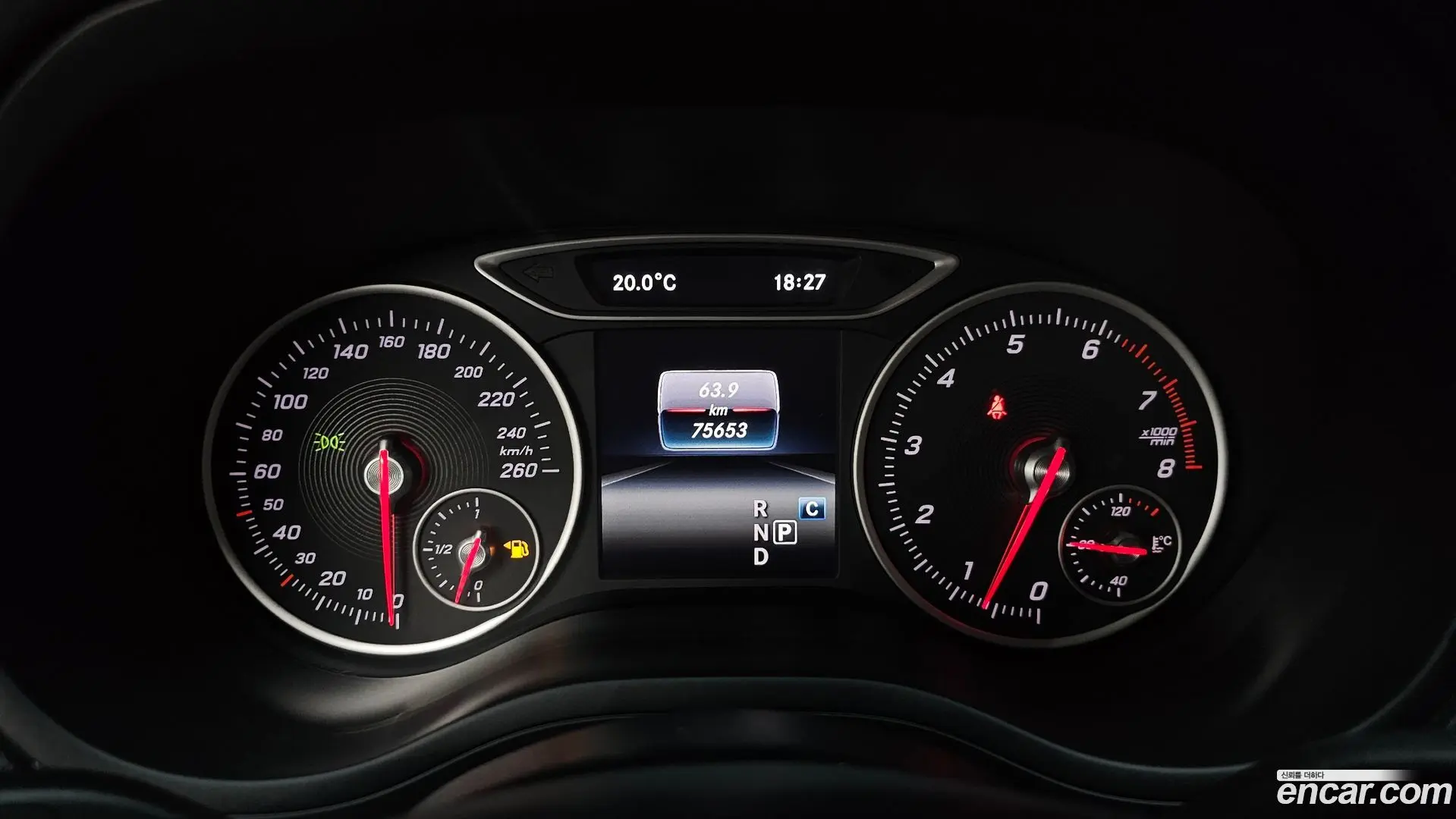 Mercedes-Benz B-Class B220