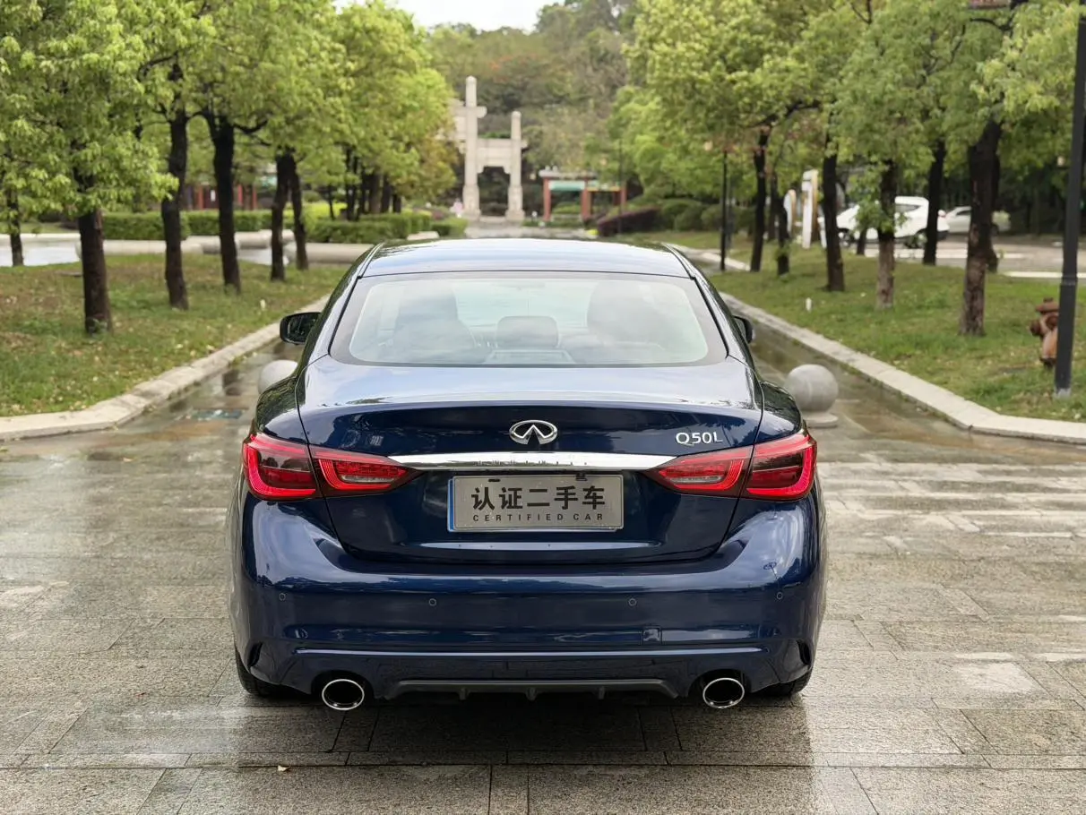 Infiniti Q50L 2018 2.0T Comfort China VI