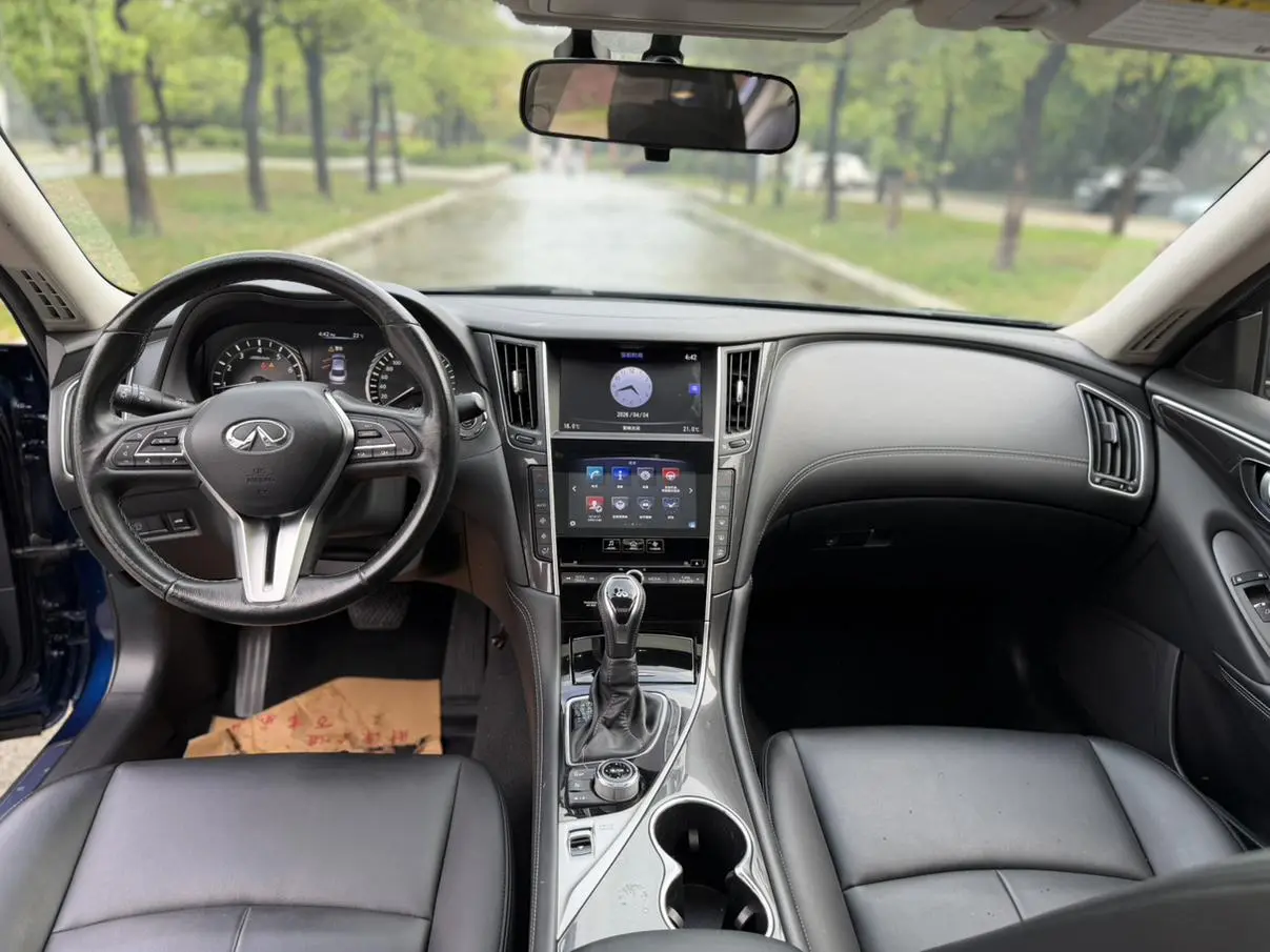 Infiniti Q50L 2018 2.0T Comfort China VI