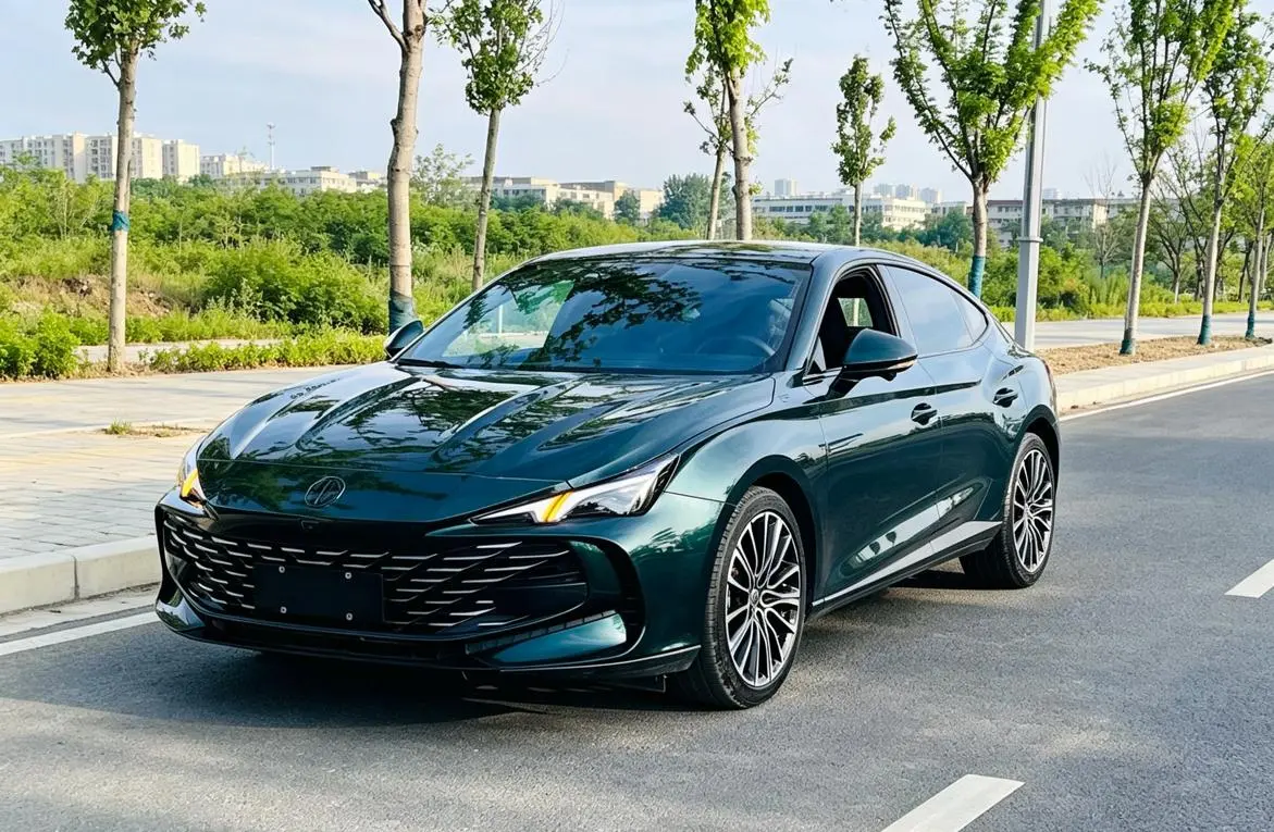 MG MG7 2023 1.5T DCT Luxury