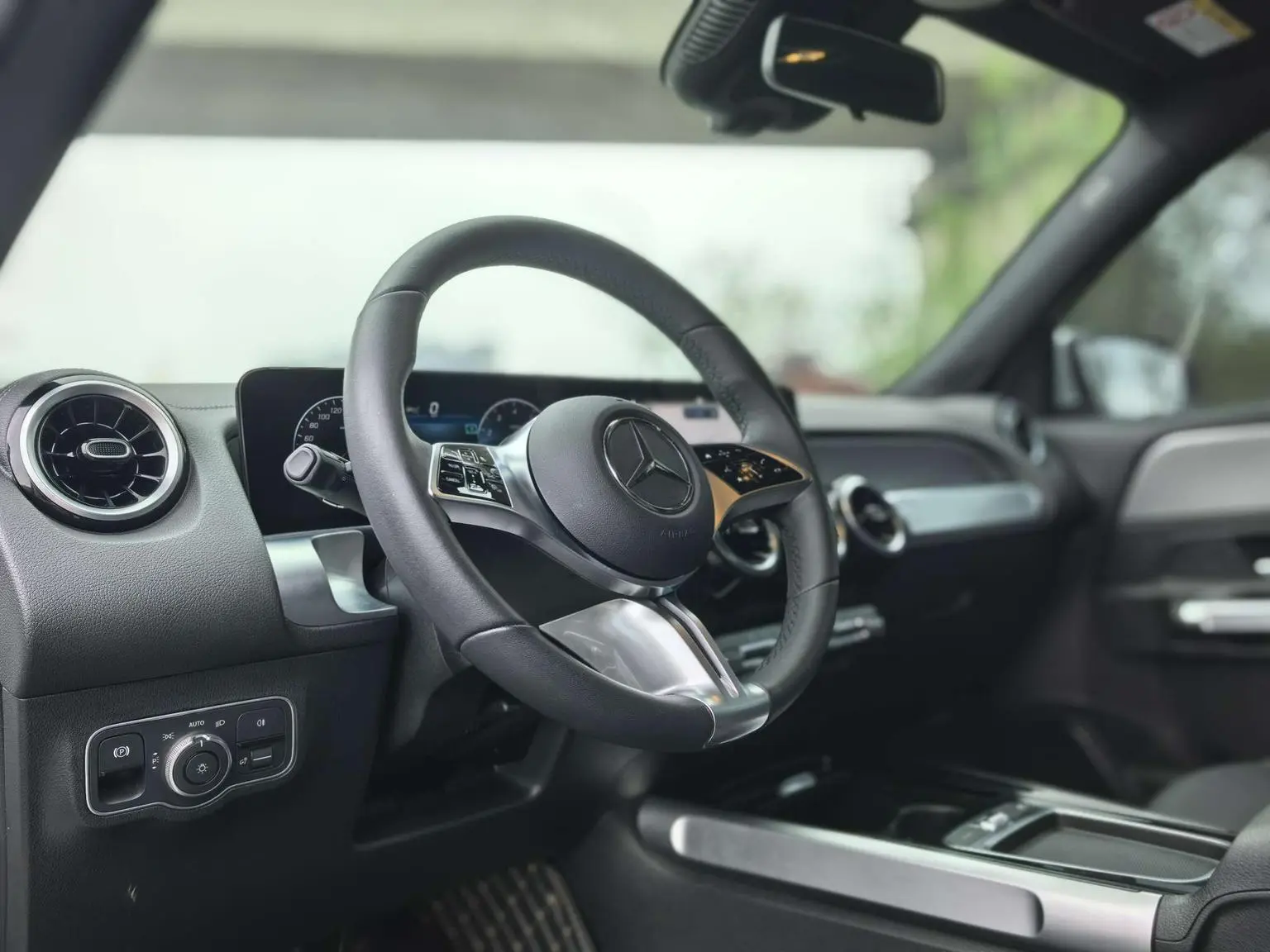 Mercedes-Benz GLB 2024 Facelift GLB 200 Dynamic