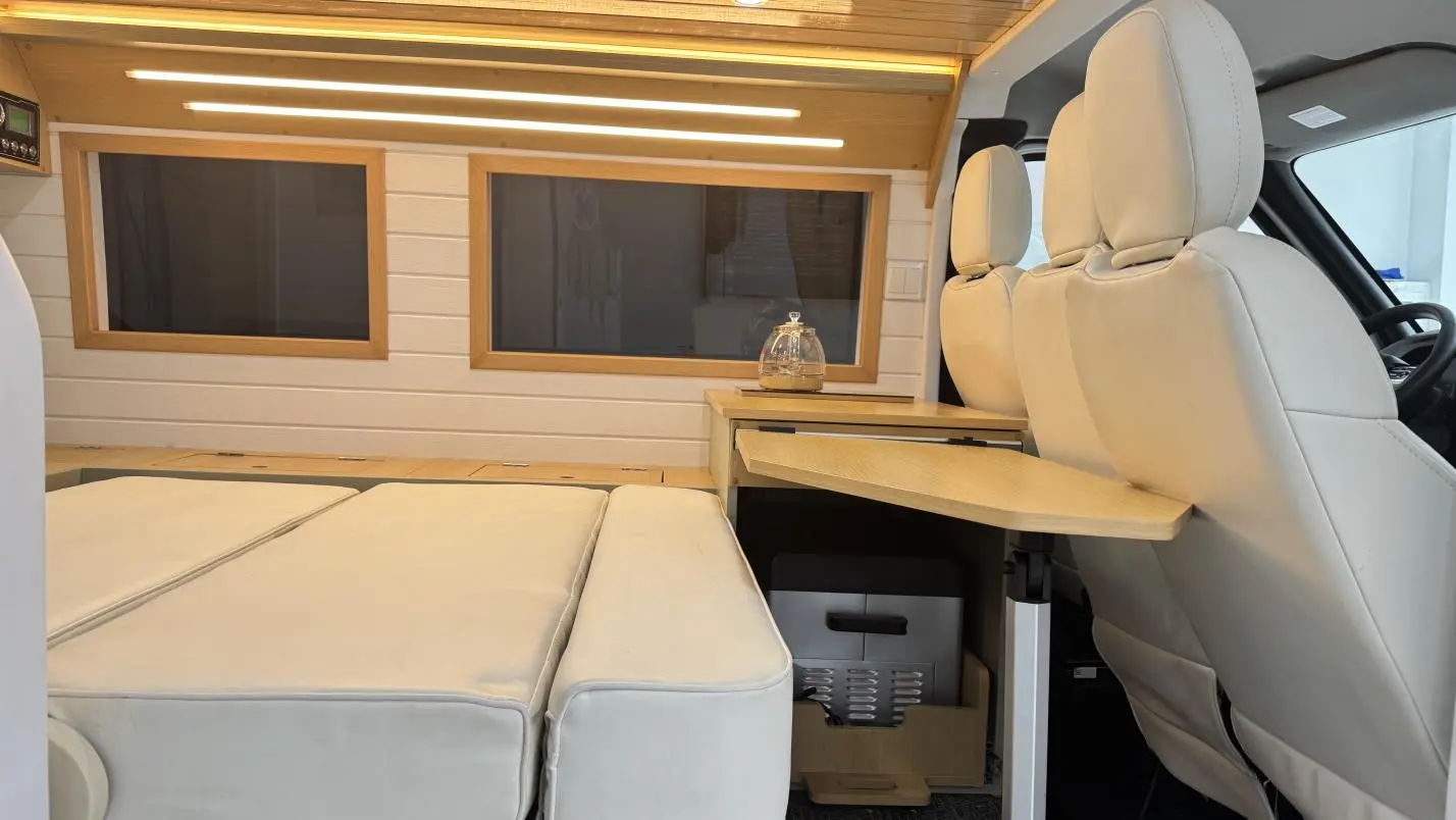 2023 2.0T Auto Diesel Business 7 seat