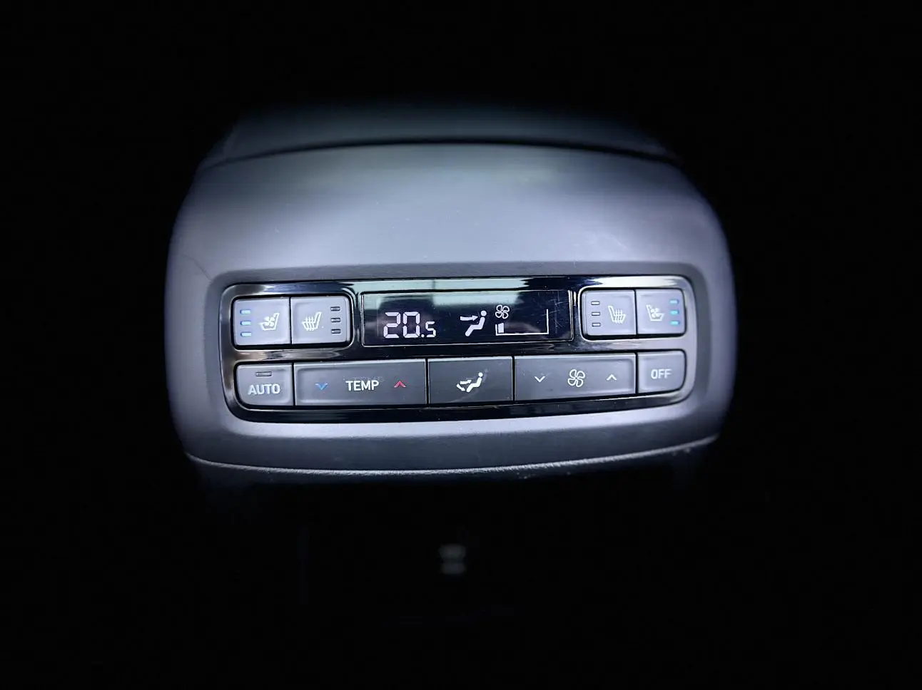 Hyundai 2023 3.5L Auto 4WD Calligraphy 6 seat