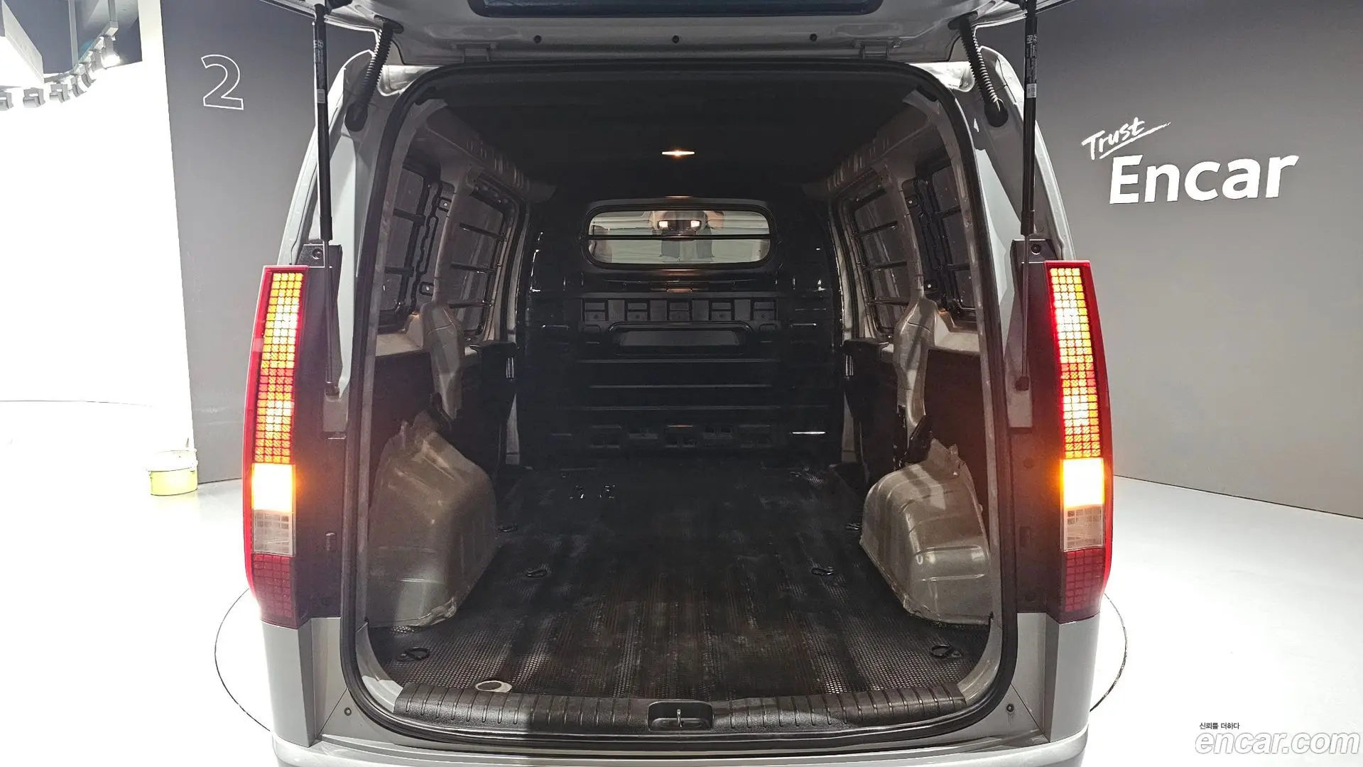 Hyundai Staria Cargo 3-Seater 2022