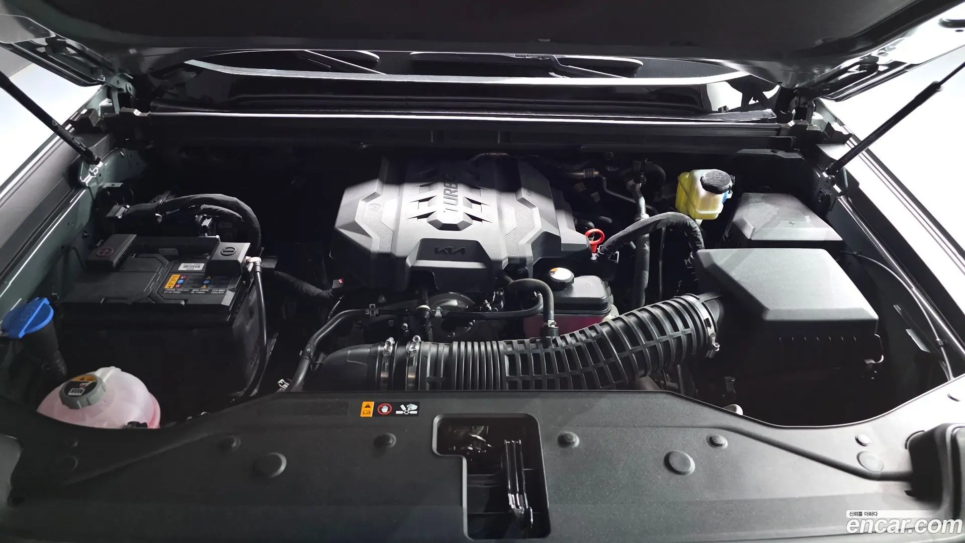 Kia Tasman 2.5T Gasoline 4WD