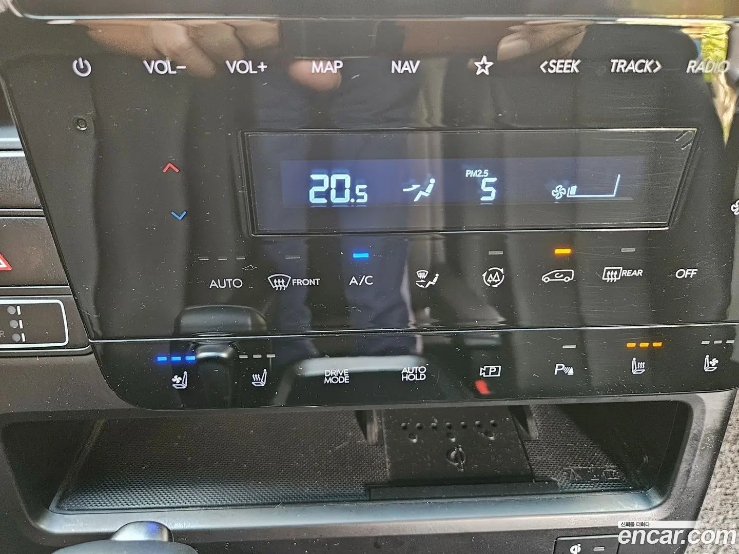 Hyundai Staria Cargo 5-Seater 2022