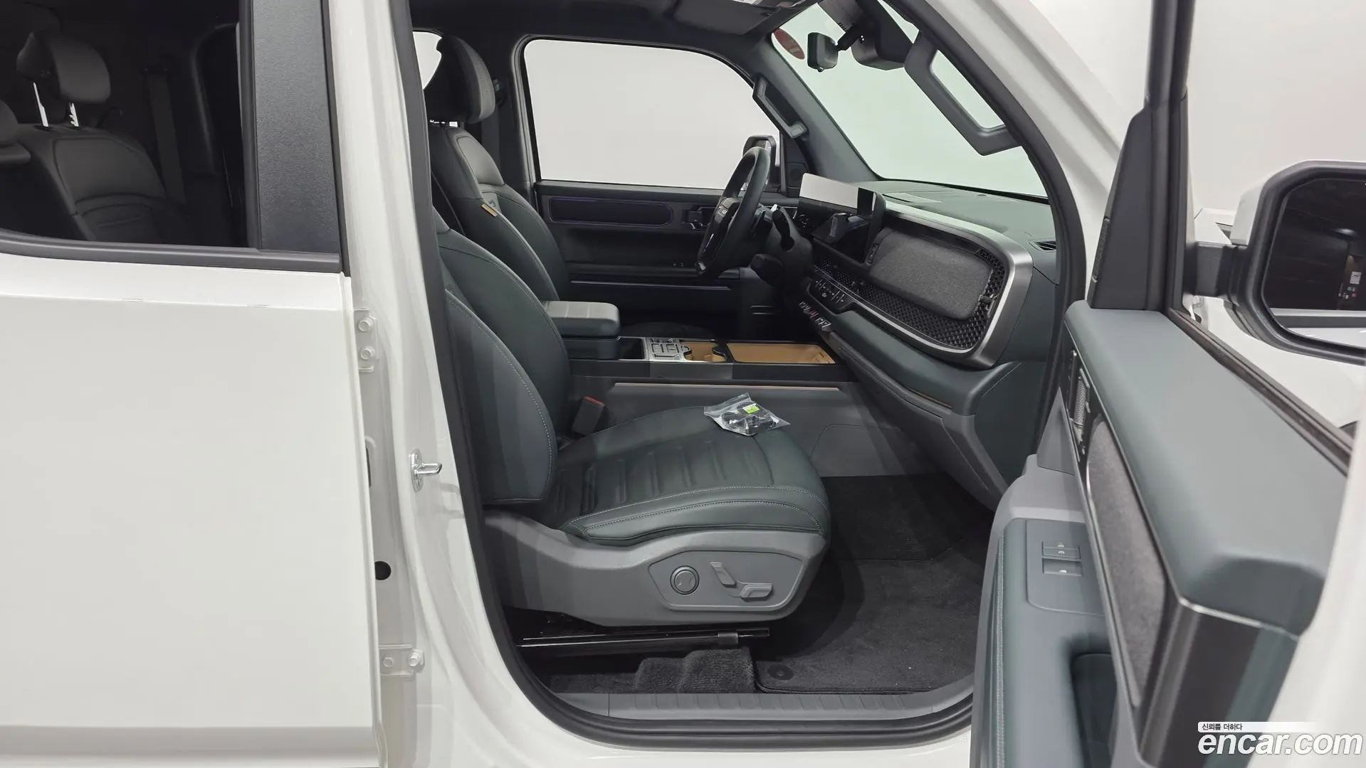 Kia Tasman 2.5T Gasoline 4WD