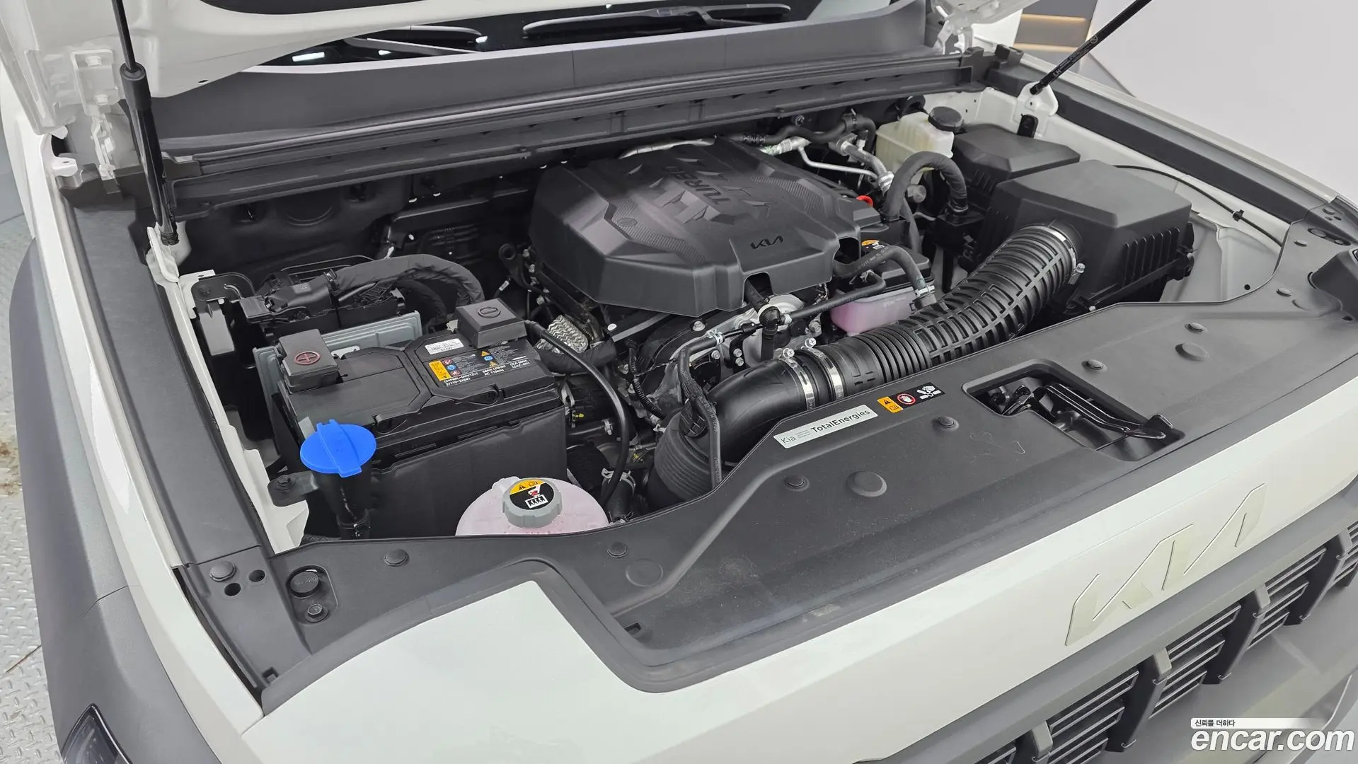 Kia Tasman 2.5T Gasoline 4WD