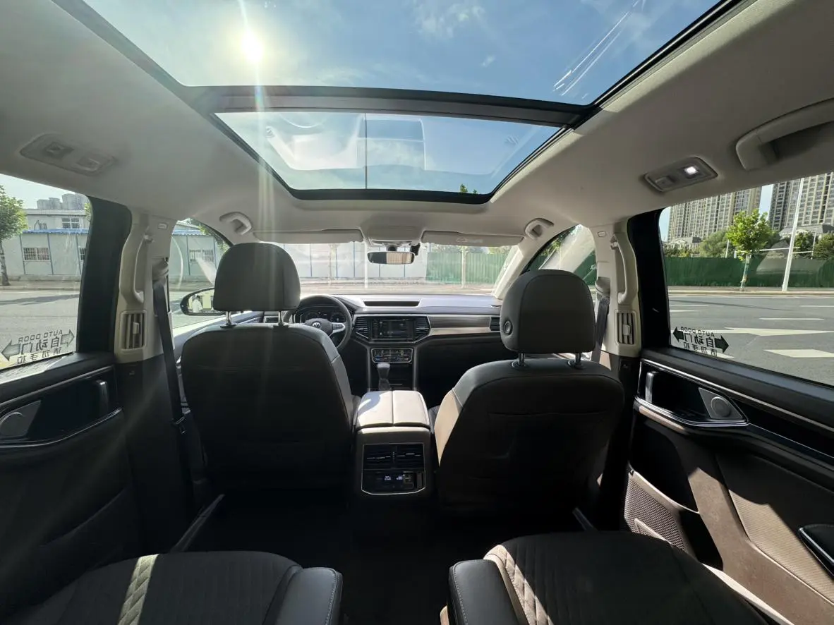 Volkswagen Viloran 2020 330TSI Business