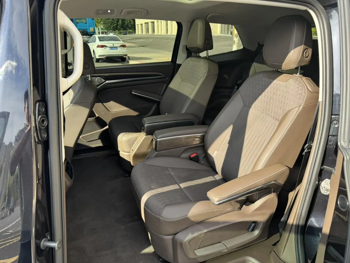 Volkswagen Viloran 2020 330TSI Business