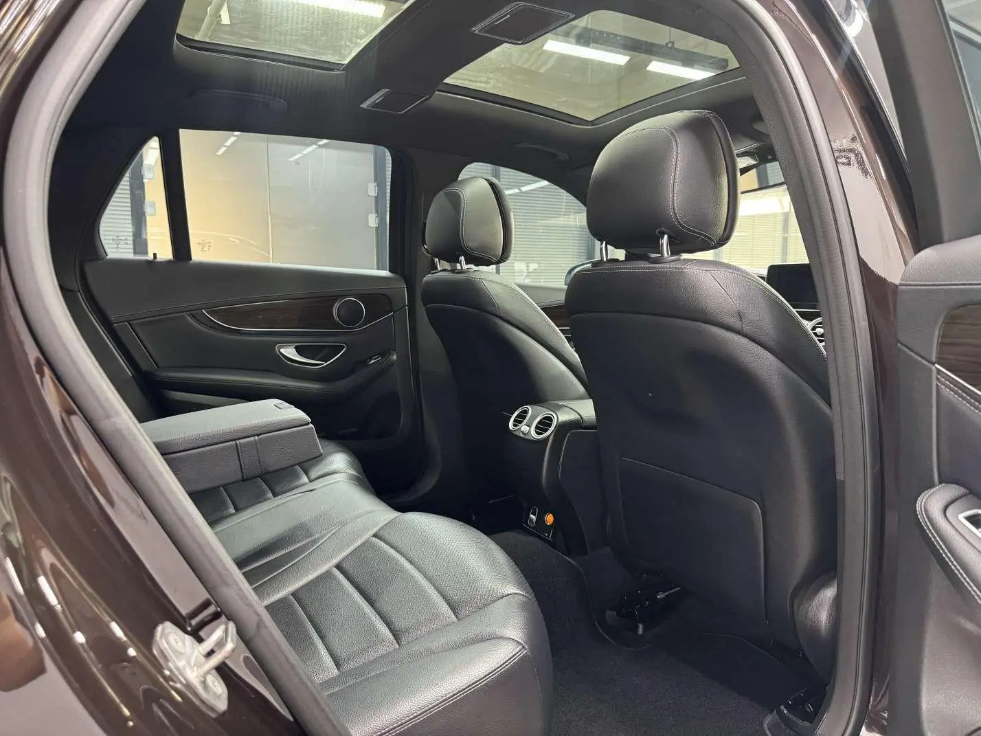 Mercedes-Benz GLC 2019 GLC 260 L 4MATIC Dynamic
