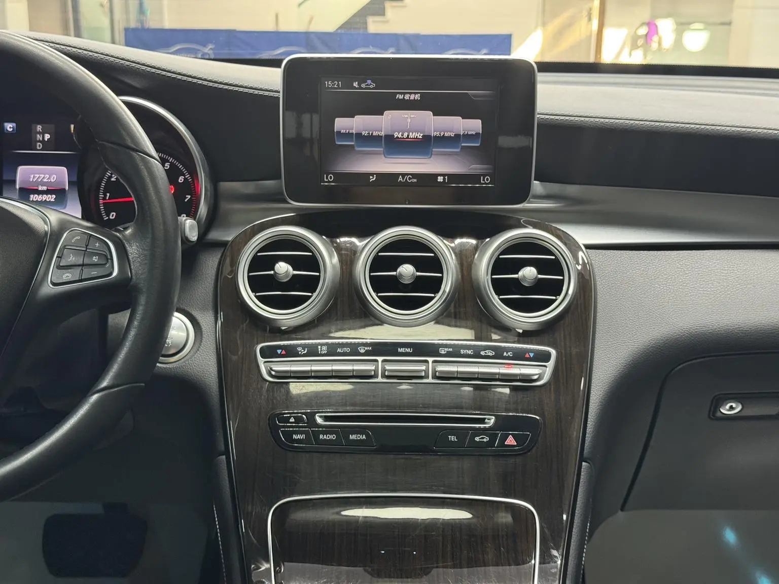 Mercedes-Benz GLC 2019 GLC 260 L 4MATIC Dynamic
