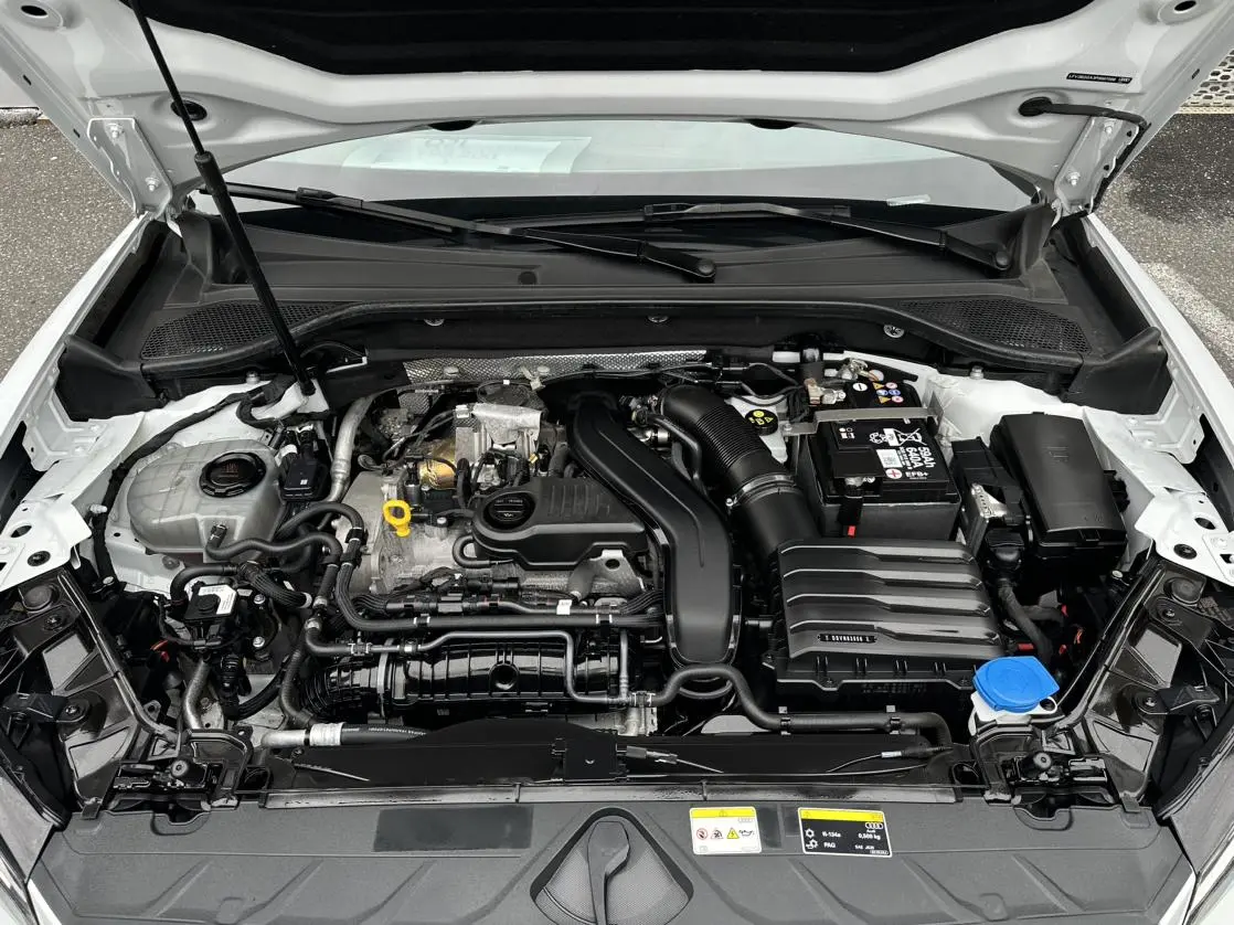 Audi Q2L 2024 35 TFSI Progressive Dynamic