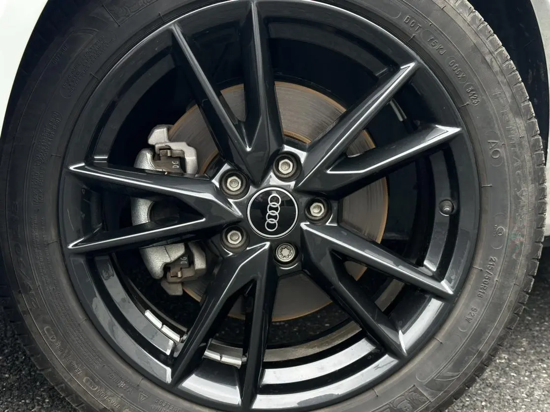 Audi Q2L 2024 35 TFSI Progressive Dynamic