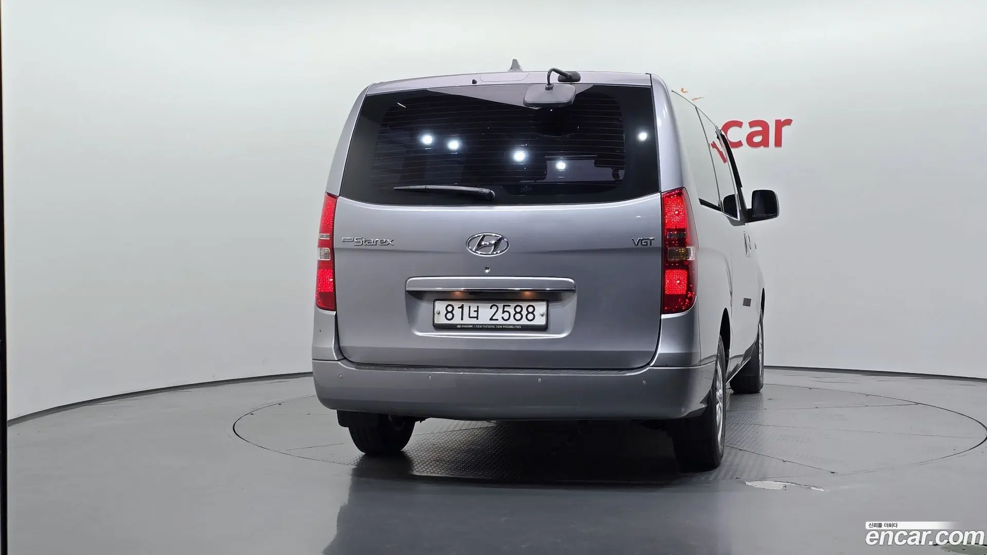 Hyundai Starex Van 3-Seater