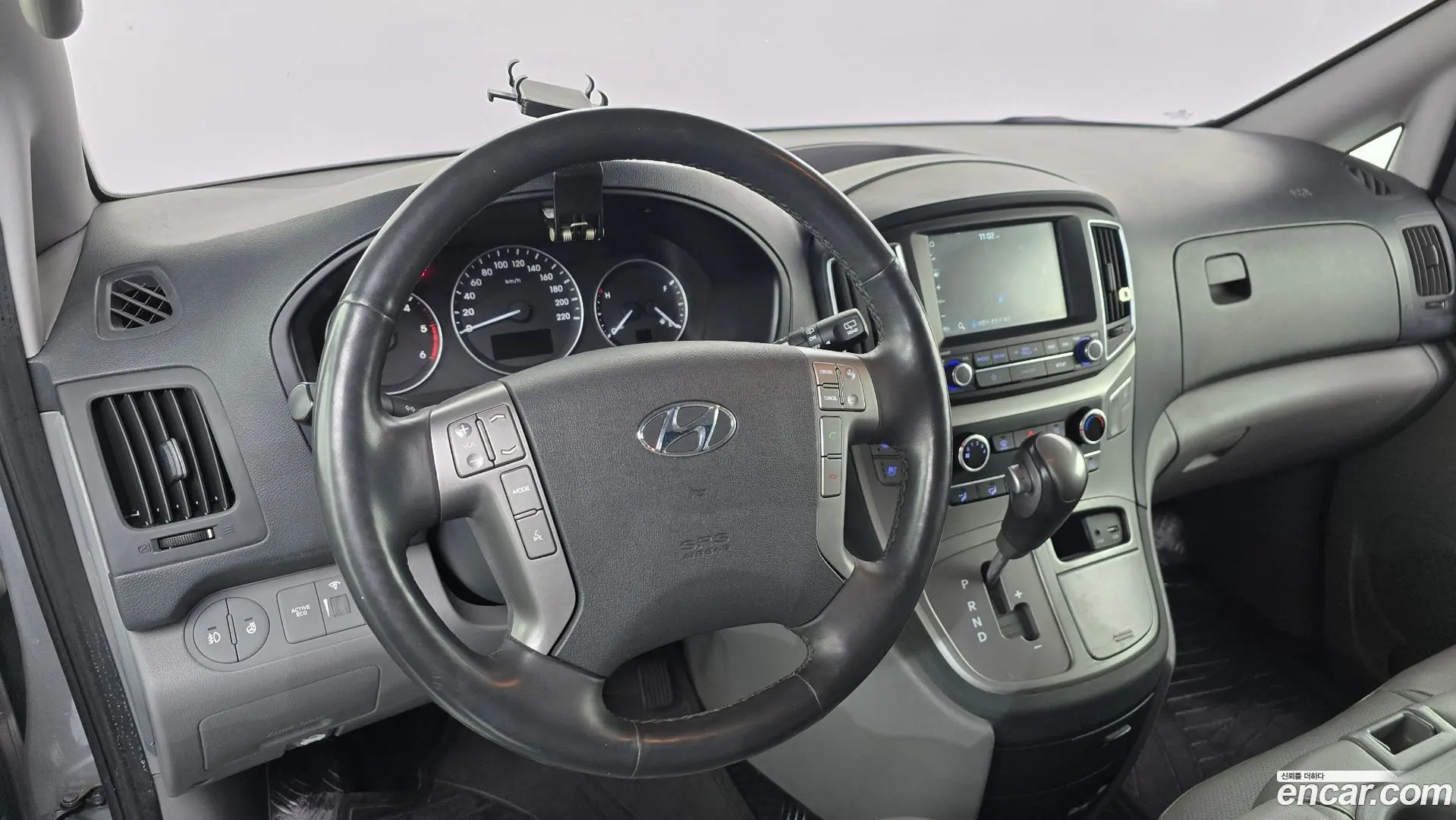 Hyundai Starex Van 3-Seater