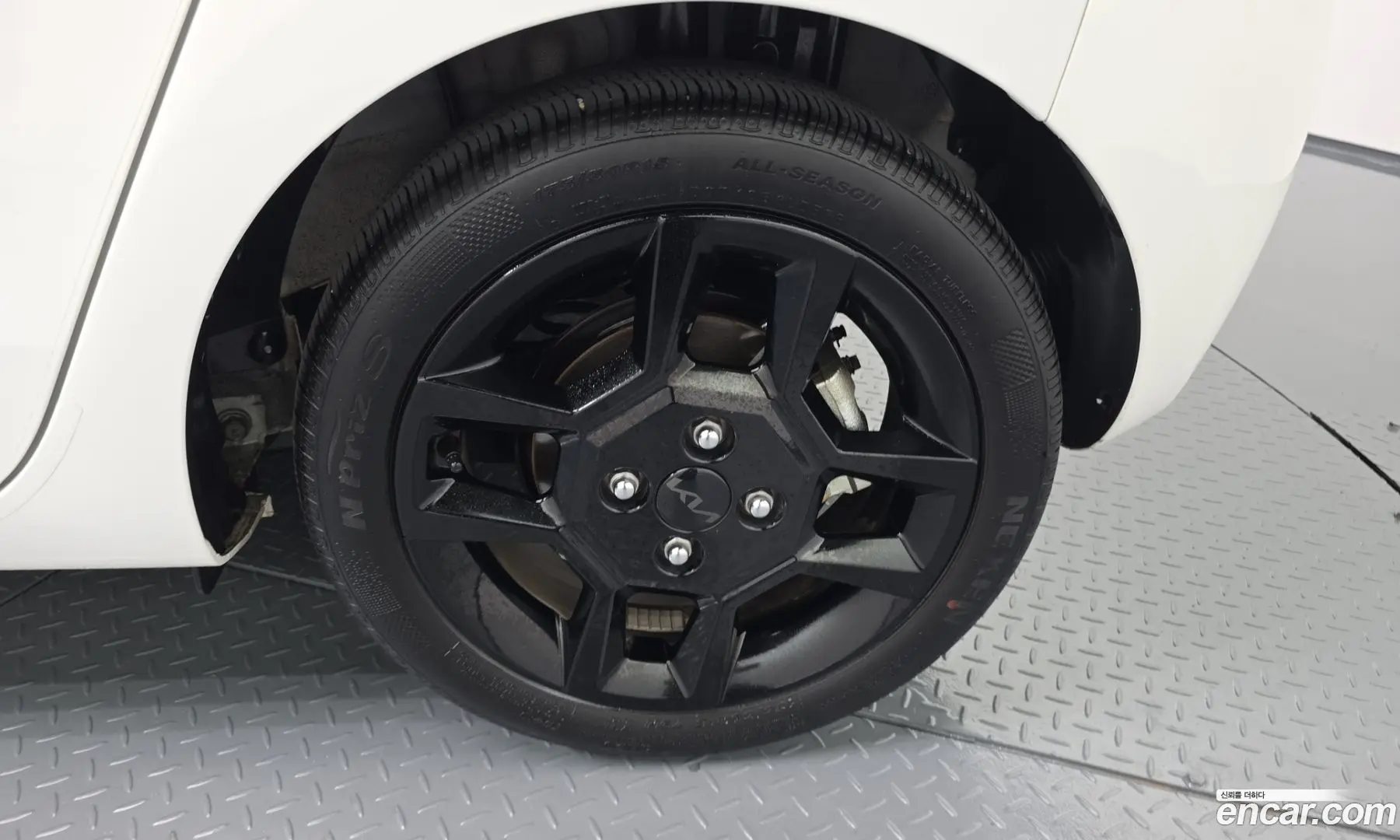 Kia RAY X Line